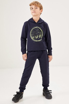 DeFacto Fit Erkek &Ccedil;ocuk Lacivert Baskılı Sweatshirt Ve Eşofman Takım