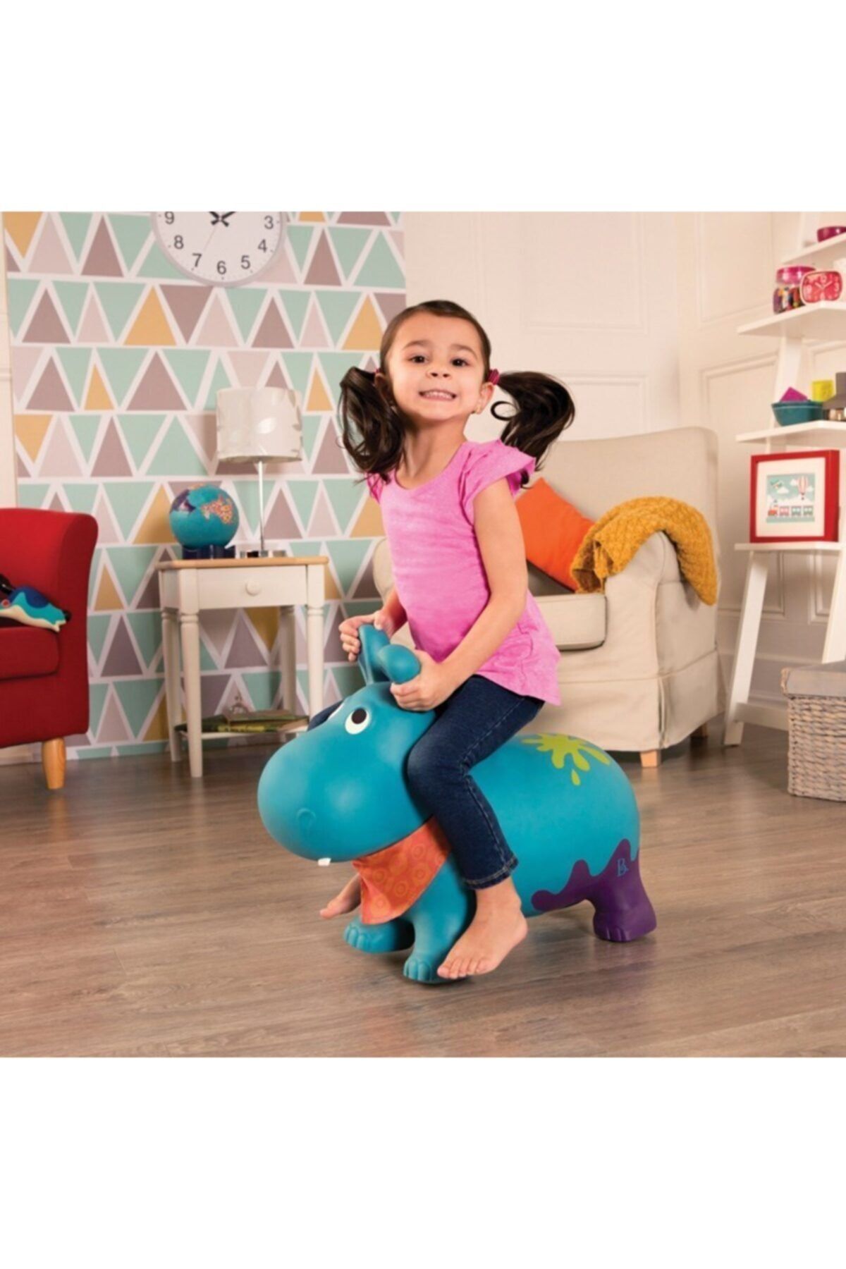 Bouncy top hippo toy