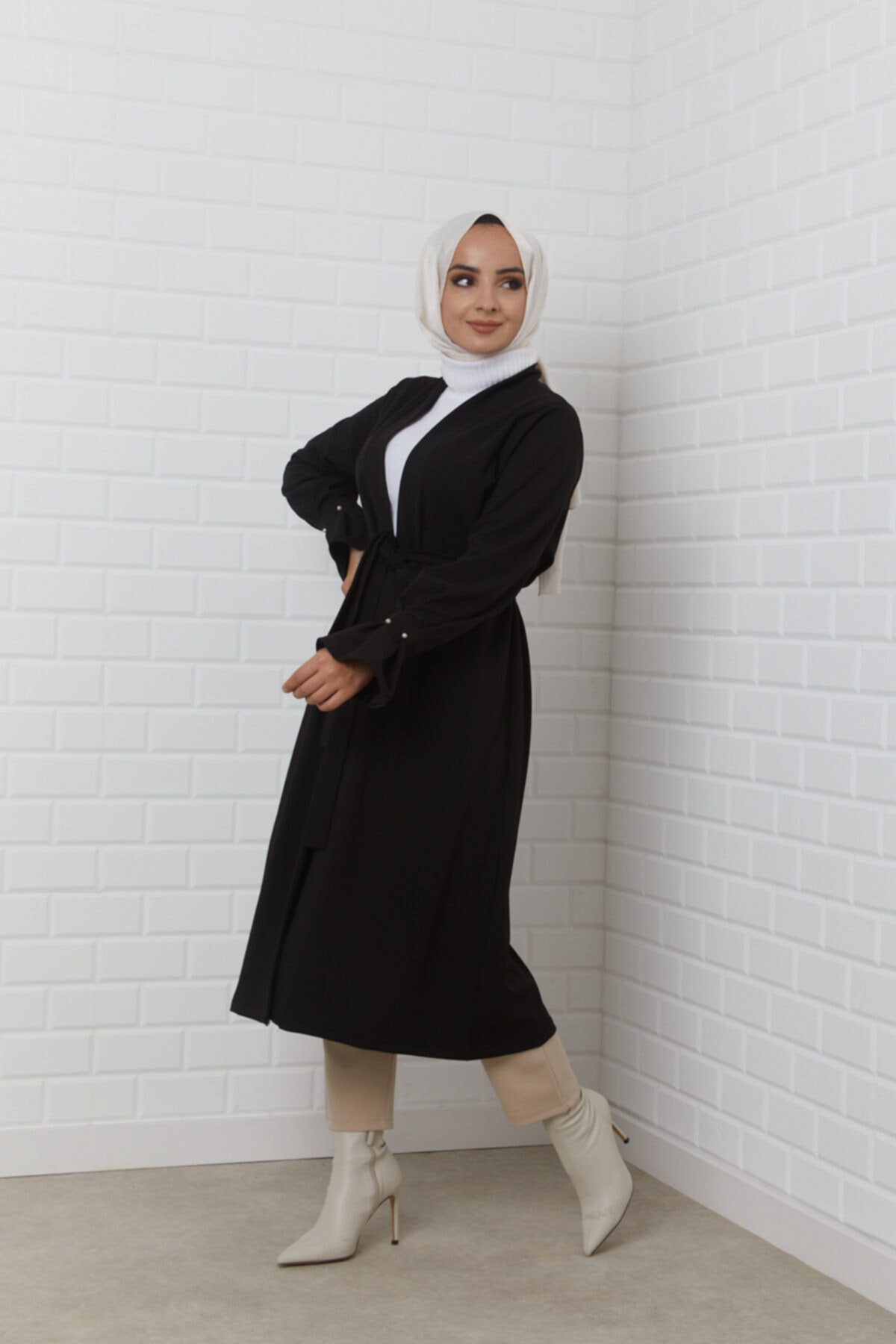 THE RAREBELL Kadın Siyah Scuba Kumaşlı Hırka