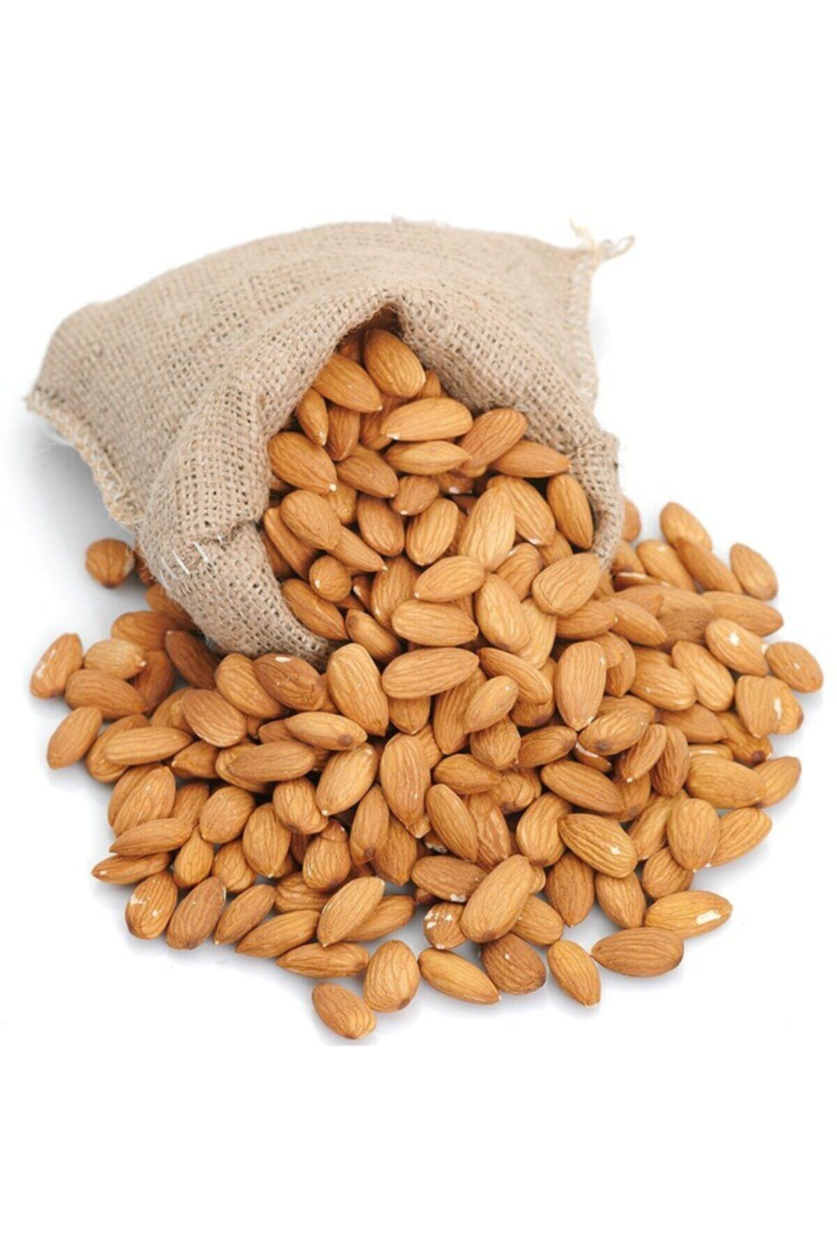 Ekici Gıda Çiğ Badem Içi 1 Kg.