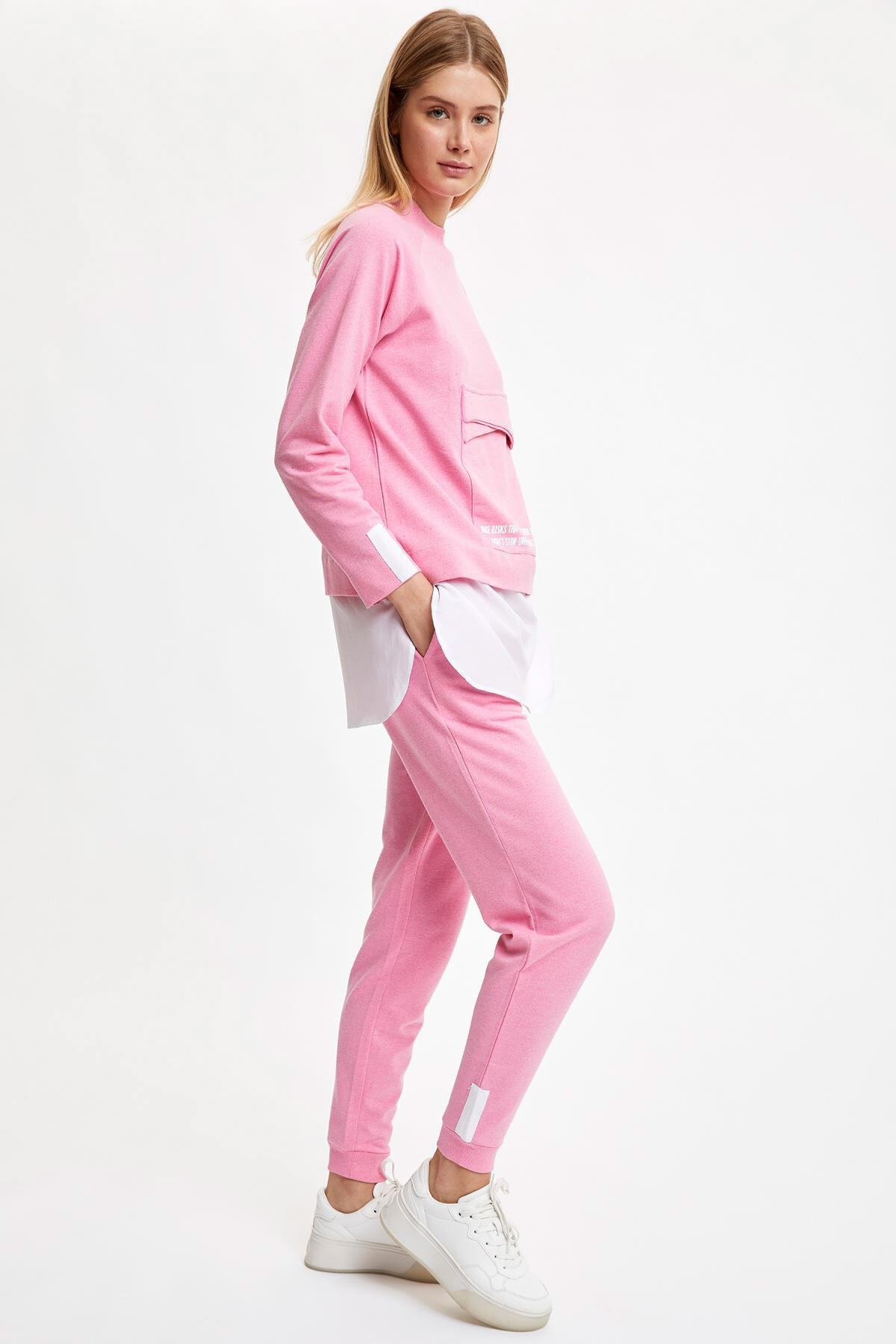 DeFacto Kadın Rose Bağcıklı Jogger Pantolon R7570AZ20AU