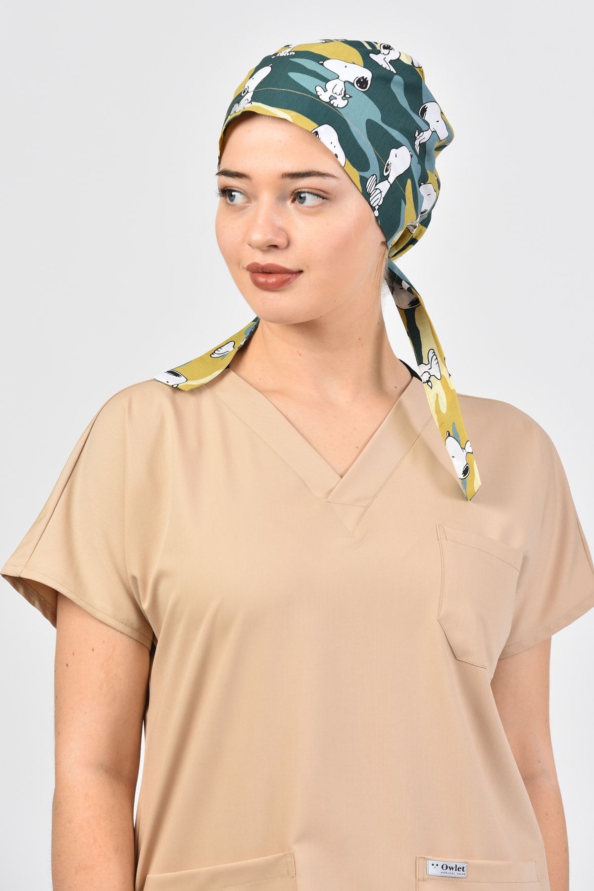 Owlet Medikal Snoopy Desenli Cerrahi Tesettür Bone
