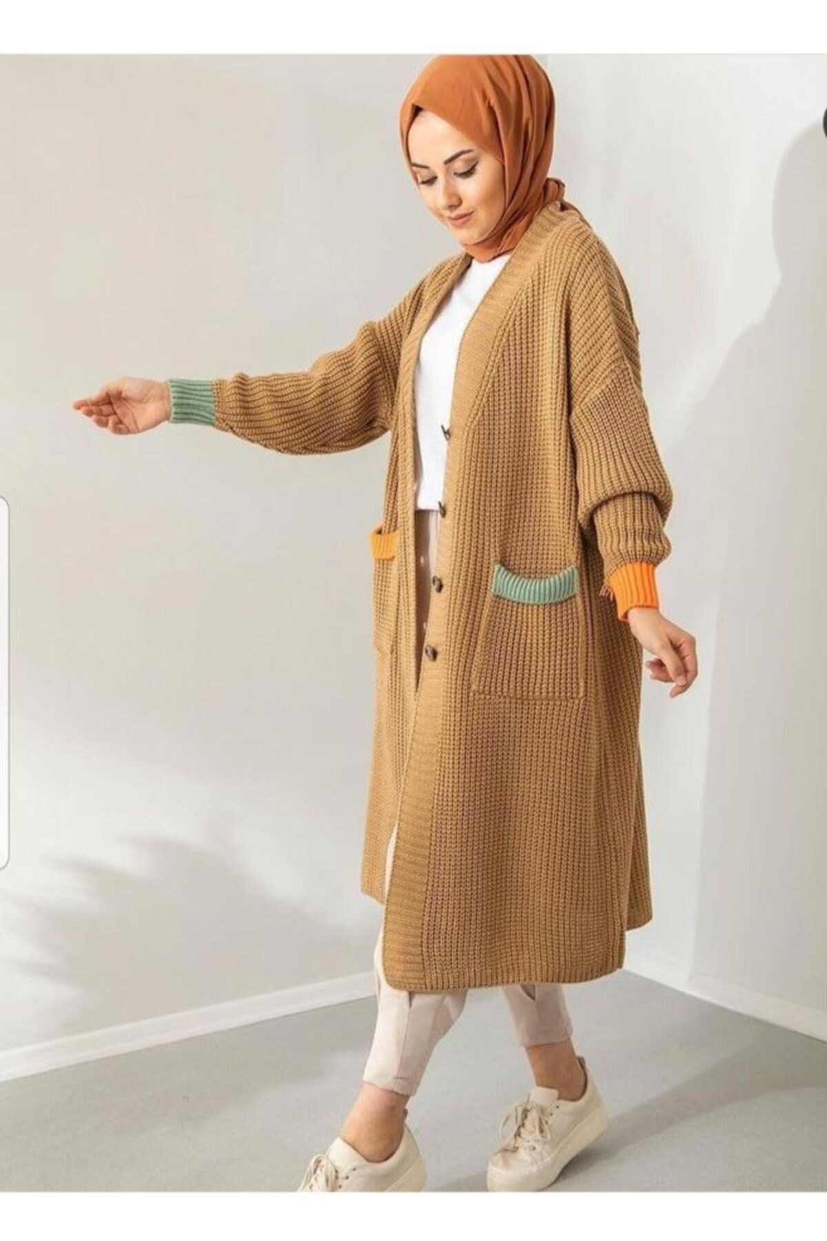 Nacar Kadın Kahverengi Triko Uzun Hırka Düğmeli