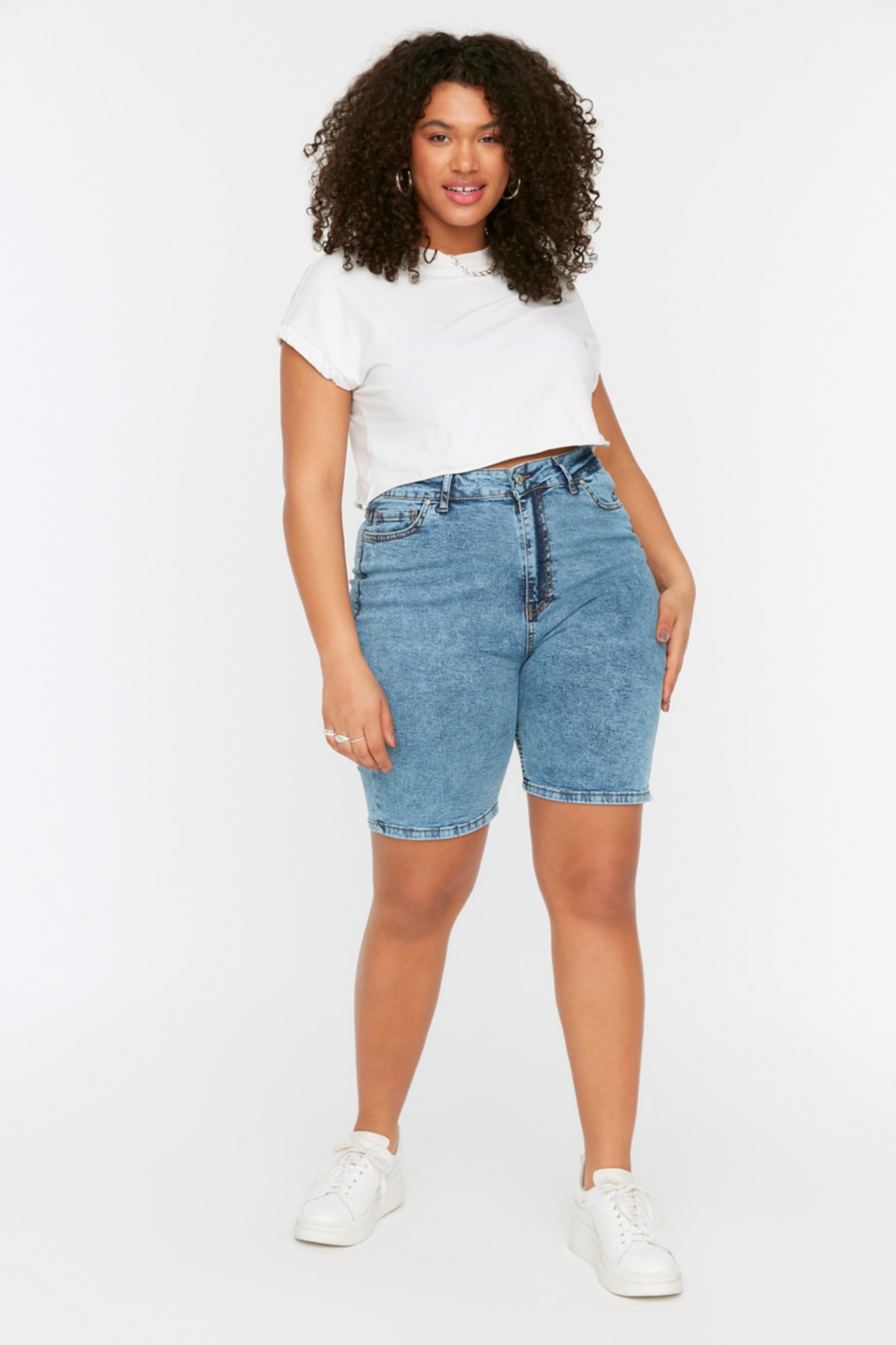 Trendyol Curve Plus Size Shorts 