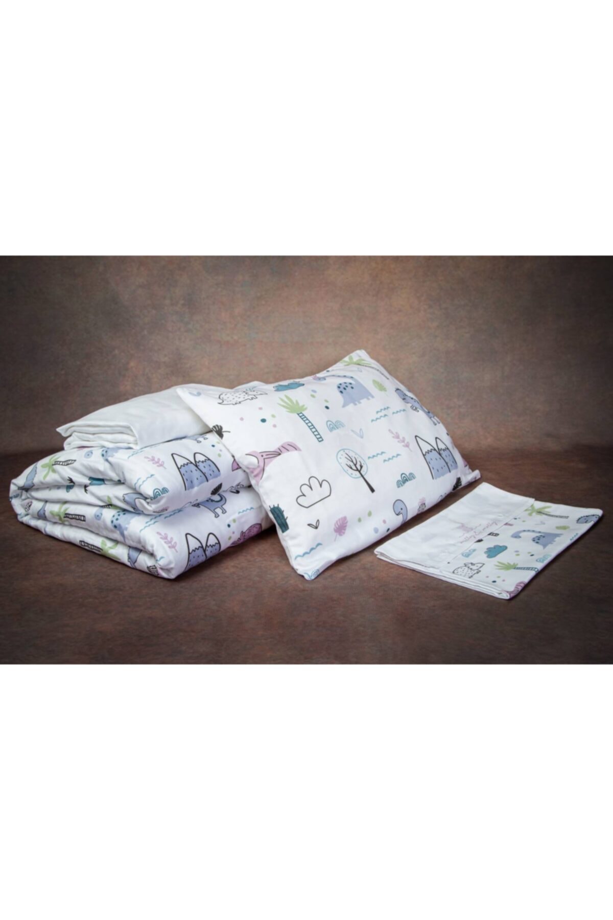 Milly&Molly Beyaz Dinazorlu Organik Bebek Nevresim Takımı