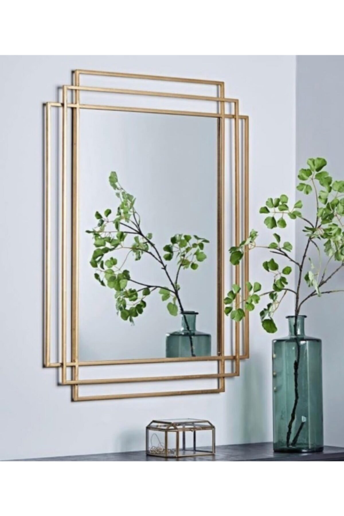 Derince Concept Duvar Aynası