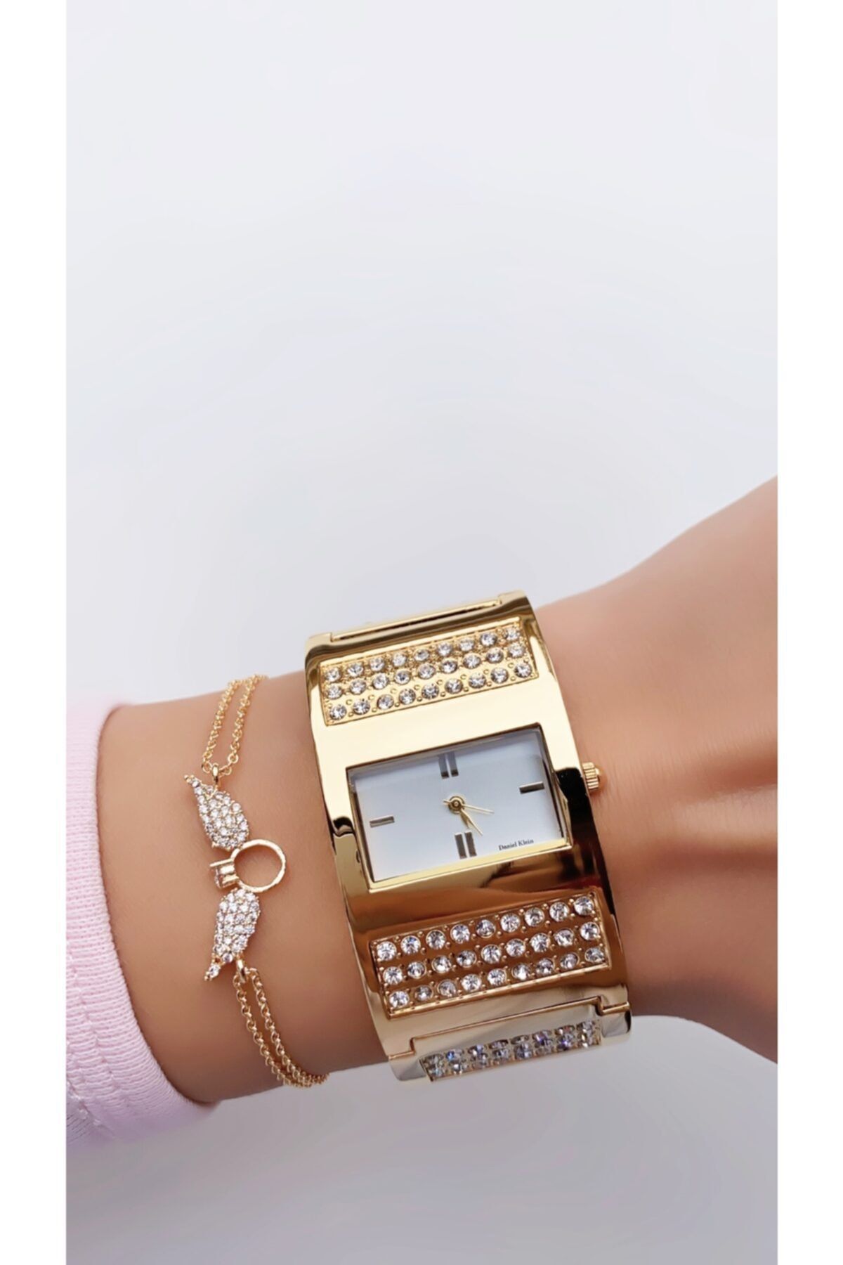 Daniel Klein Kare Taşlı Model Metal Altın Gold Renk Quartz Kadın Kol Saati + Bileklik Hediyeli