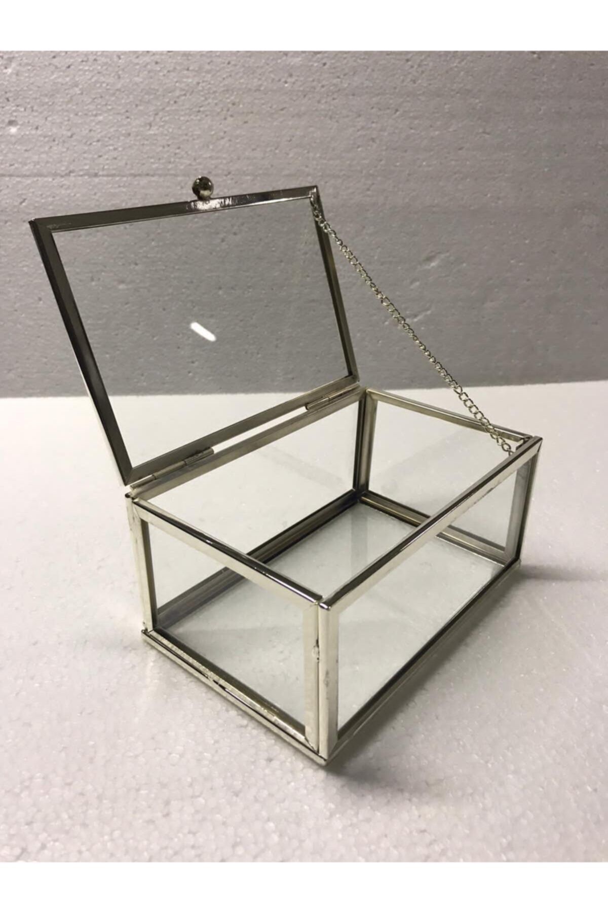 Fiyakalı Ürünler 10x15 Cm Camlı Metal Çikolata,mücevher Kutusu (GÜMÜŞ)