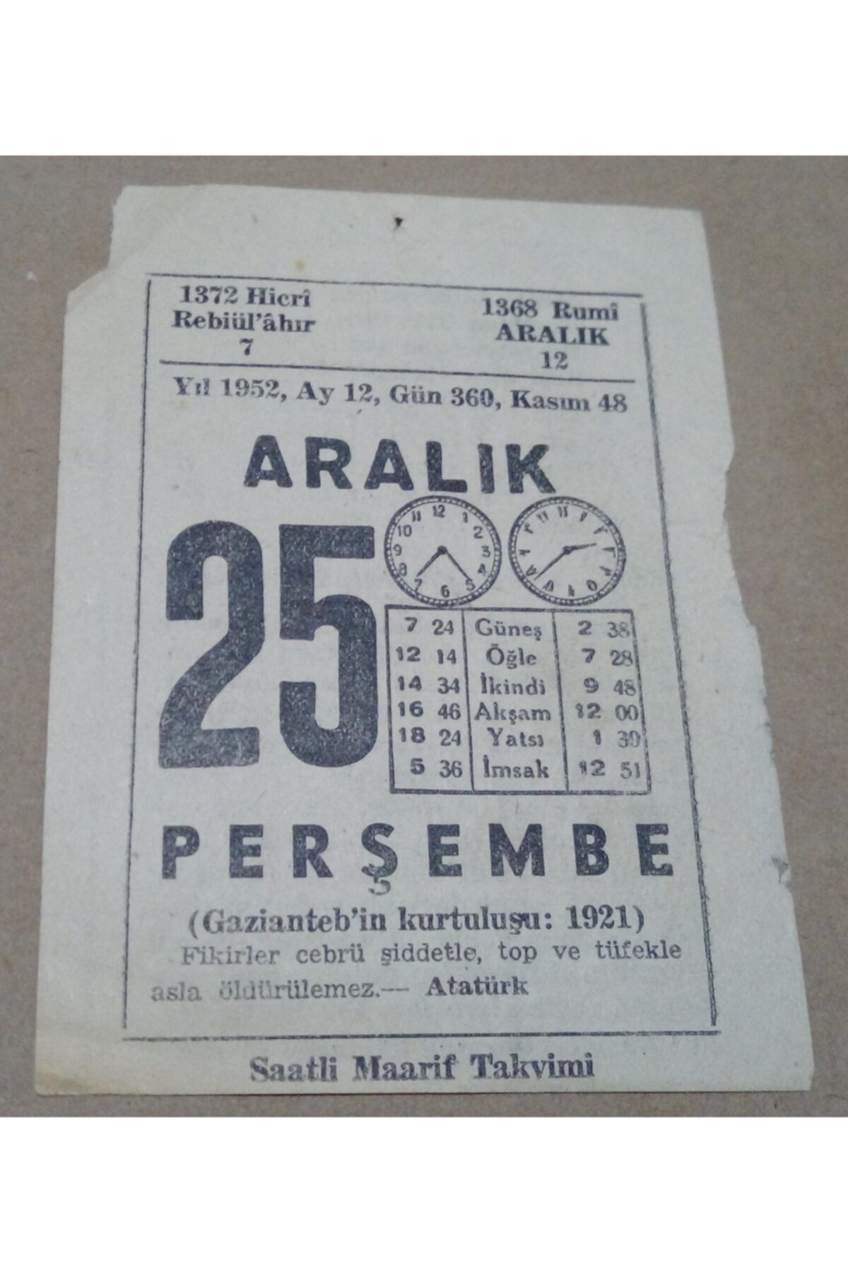 Mahfuz 25 Aralık 1952 Perşembe - Saatli Maarif Takvim Yaprağı