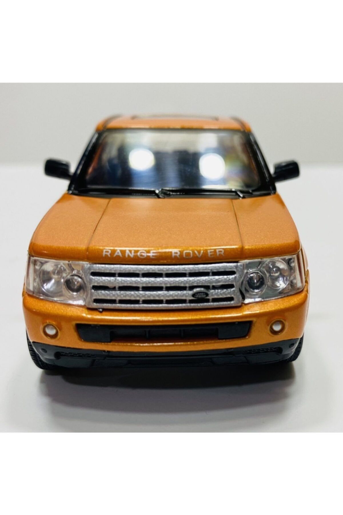 toysandmore Turuncu Range Rover Metal Jip Orjinal Lisanslı Model Araba 1-36