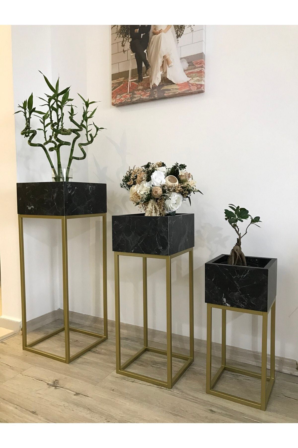 Sarıkaya Gold Siyah Mermer Saksılık