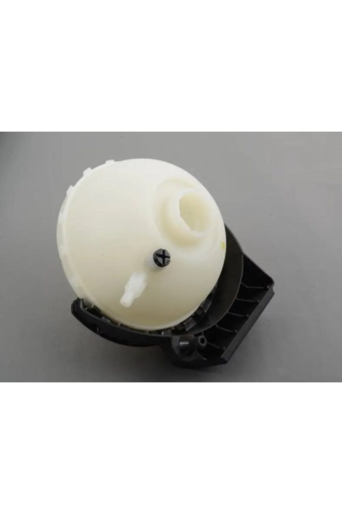 Wender Parts Bmw F30 F20 Radyatör Yedek Su Deposu 17137642158