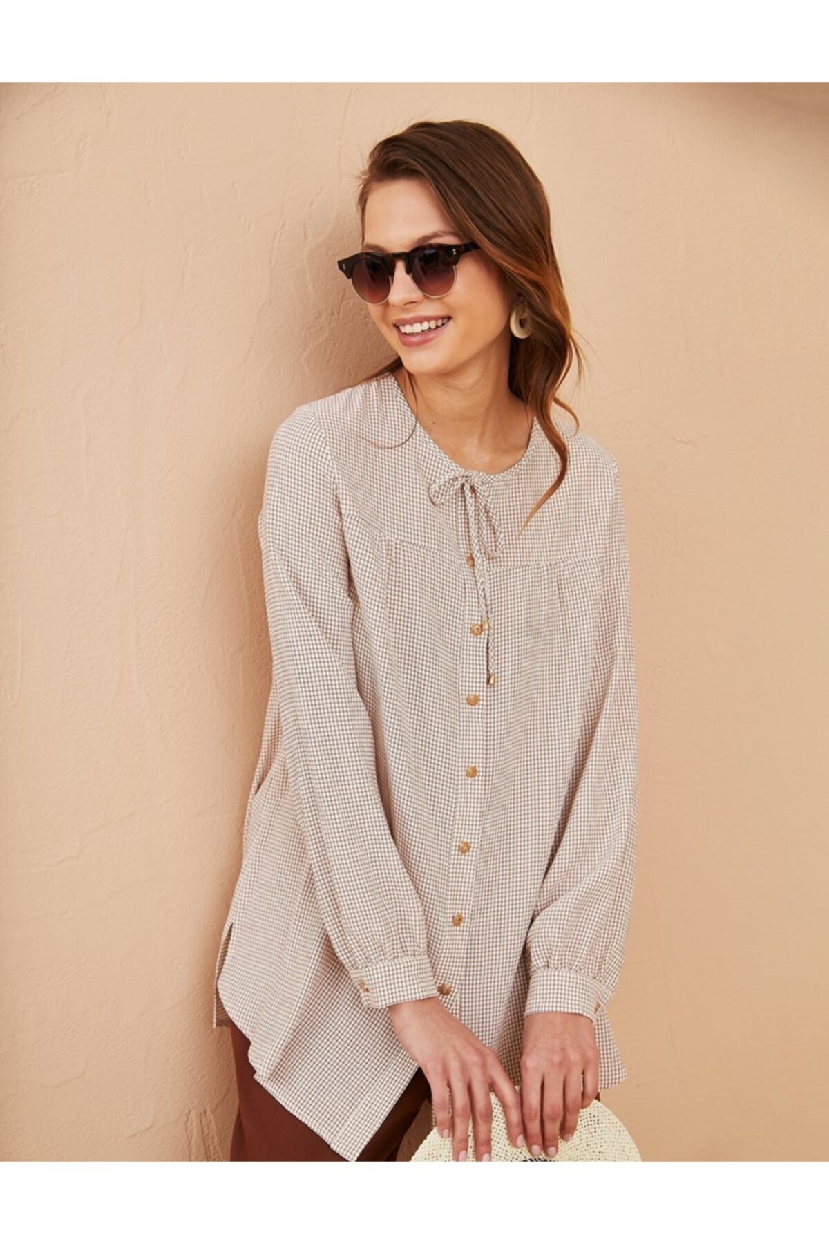 Kayra Kareli Geniş Yaka Tunik Beyaz B21 21288