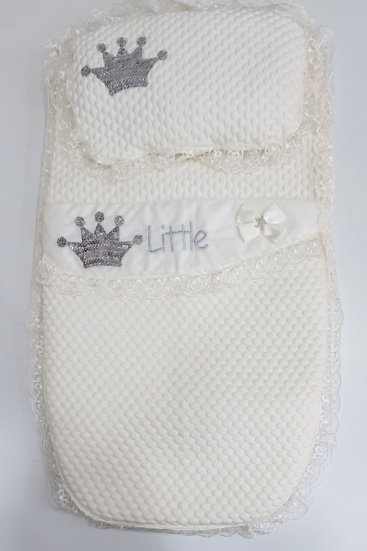 BEREN BEBE Krem Kral Taçlı Alt Açma Minderi