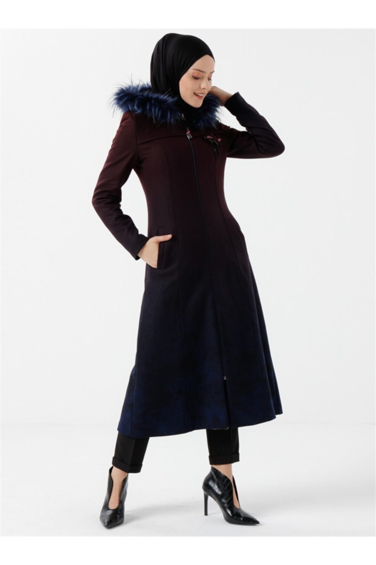 Vamelya Kadın Mürdüm Broşlu Renk Geçişli Kaşe Kaban