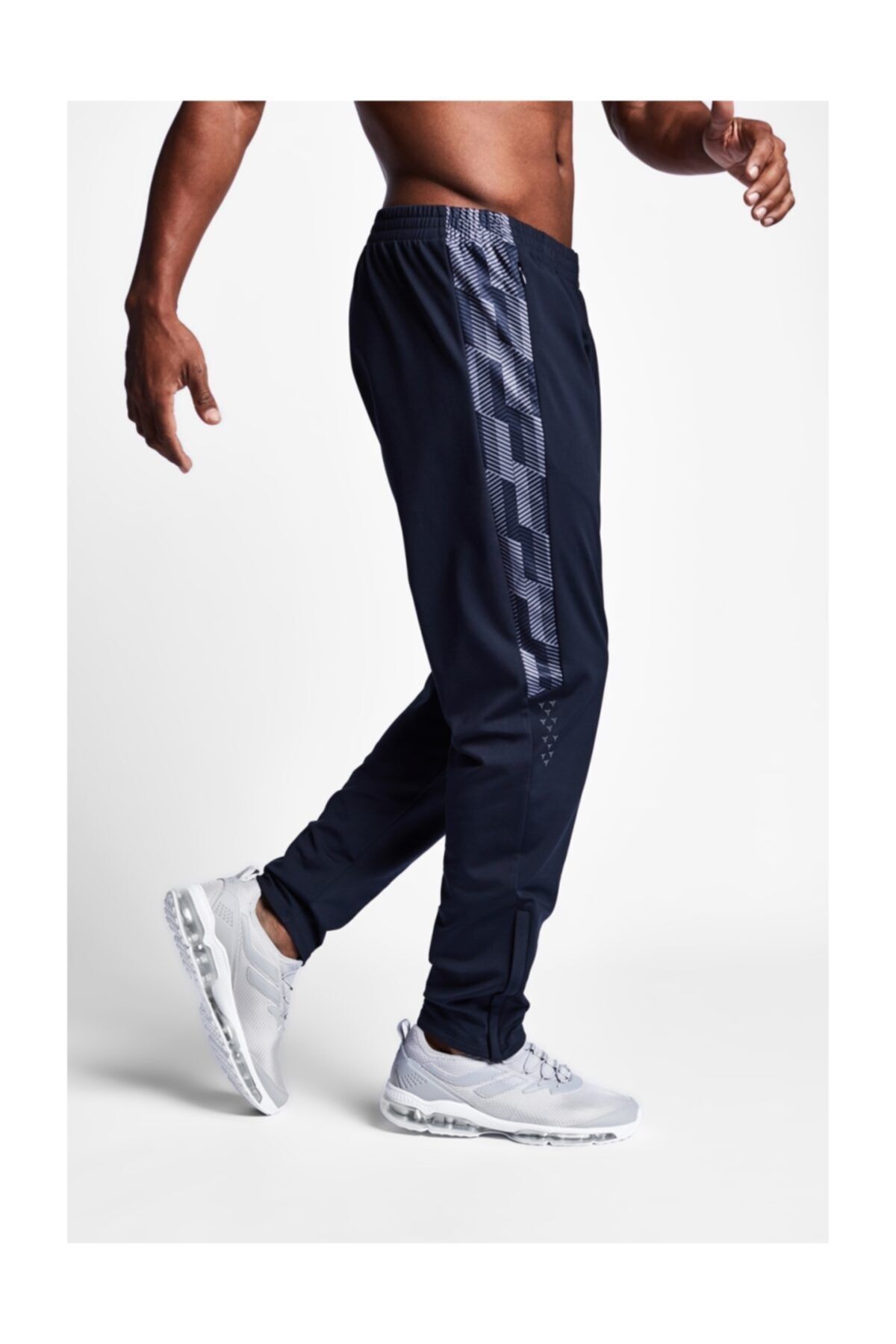 Nike Essential Dokuma Erkek Kosu Esofman Alti Bv4833 010 Etichet Sport
