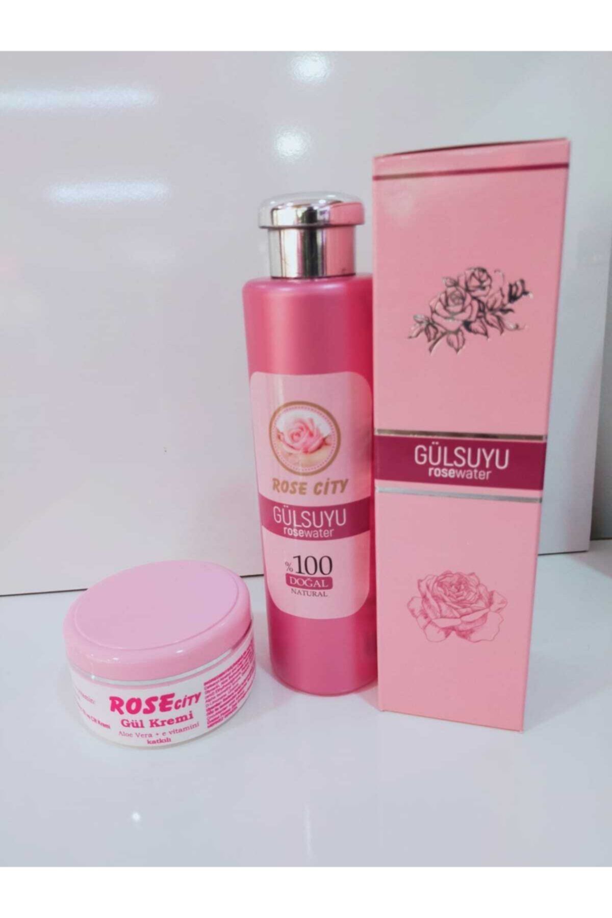 Rose Ctiy E Vitaminli Gül Kremi 135 Ile %100 Doğal Gül Suyu 380 Ml