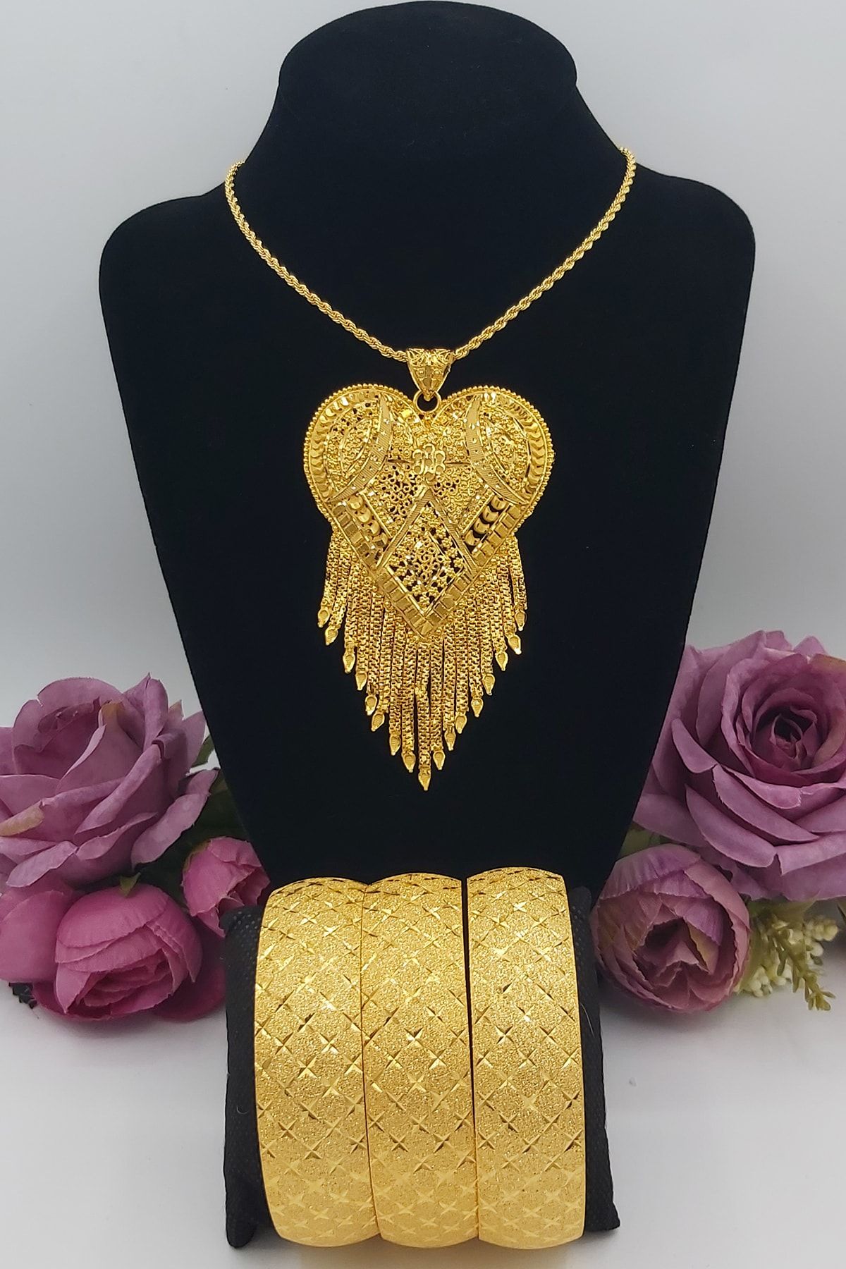 ZEYGOLD Altın Kaplama 3 Adet 2 cm Bilezik ve Hint İşi Kolye