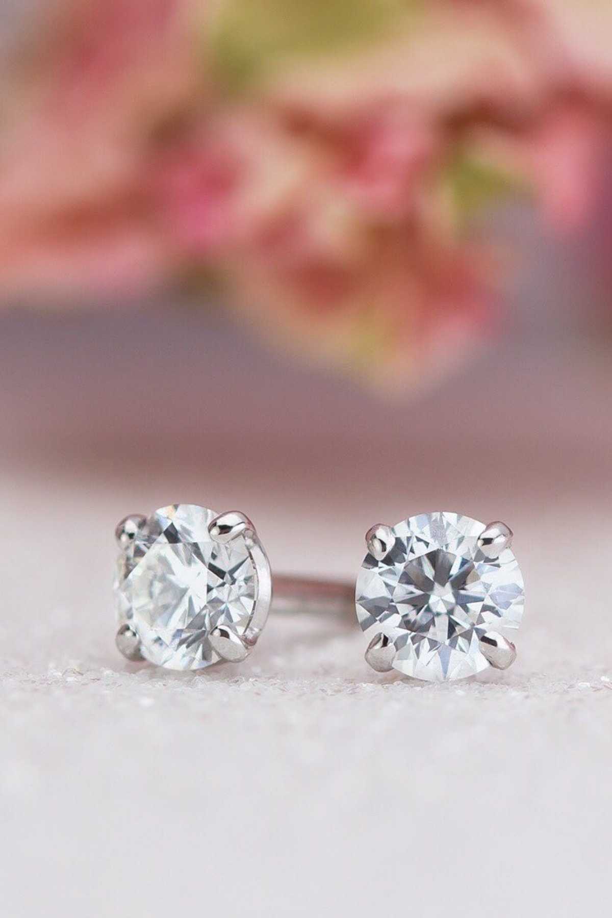 Crystal Diamond Zirconia Kadın Labaratuvar Pırlantası 1 Carat Tektaş Küpe