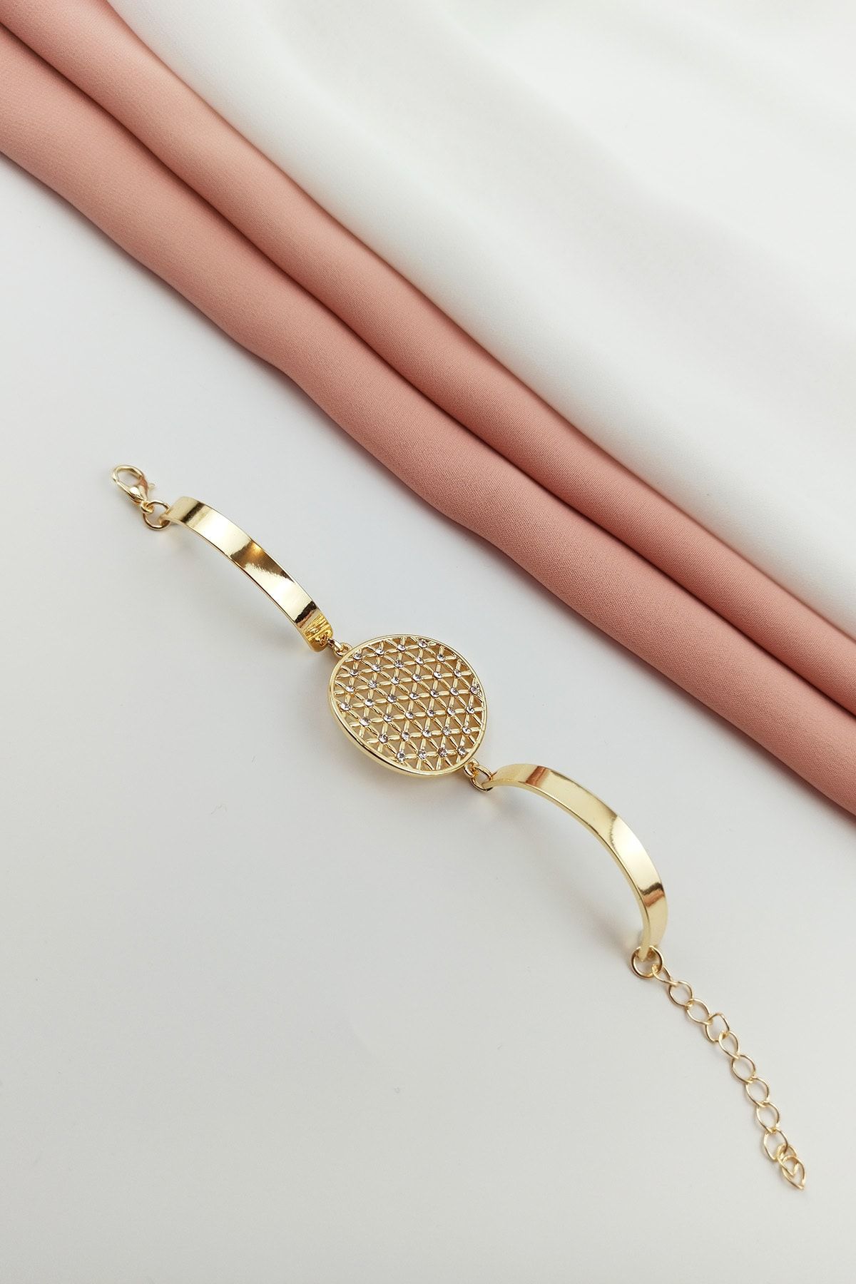 Çlk Accessories Beyaz Taşlı Yaşam Çiçeği Bileklik B300