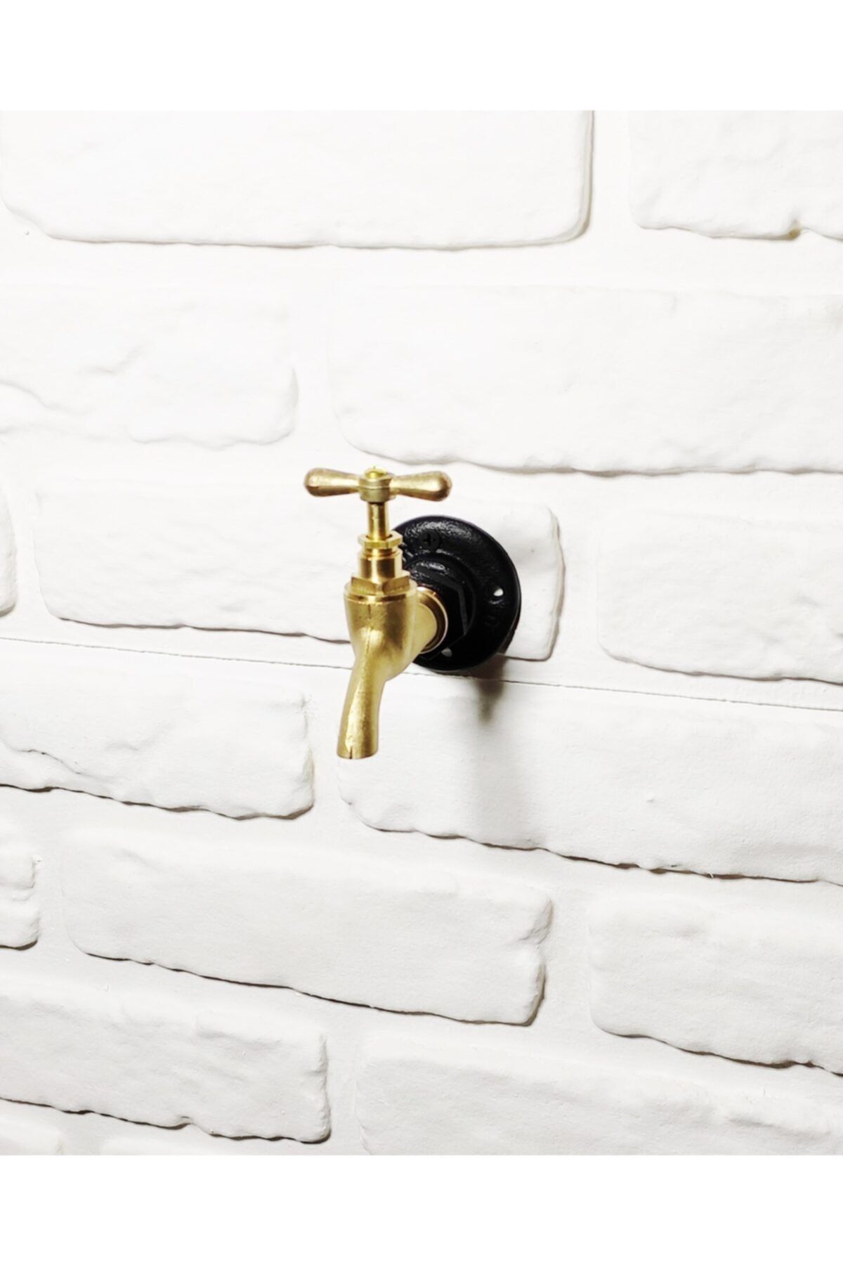 365GUNSERİSONU Musluk Aksesuarlı Su Borusu Tasarım Modern Dizayn Banyo Havluluk Bornoz Ve Mini Elbise Askılık