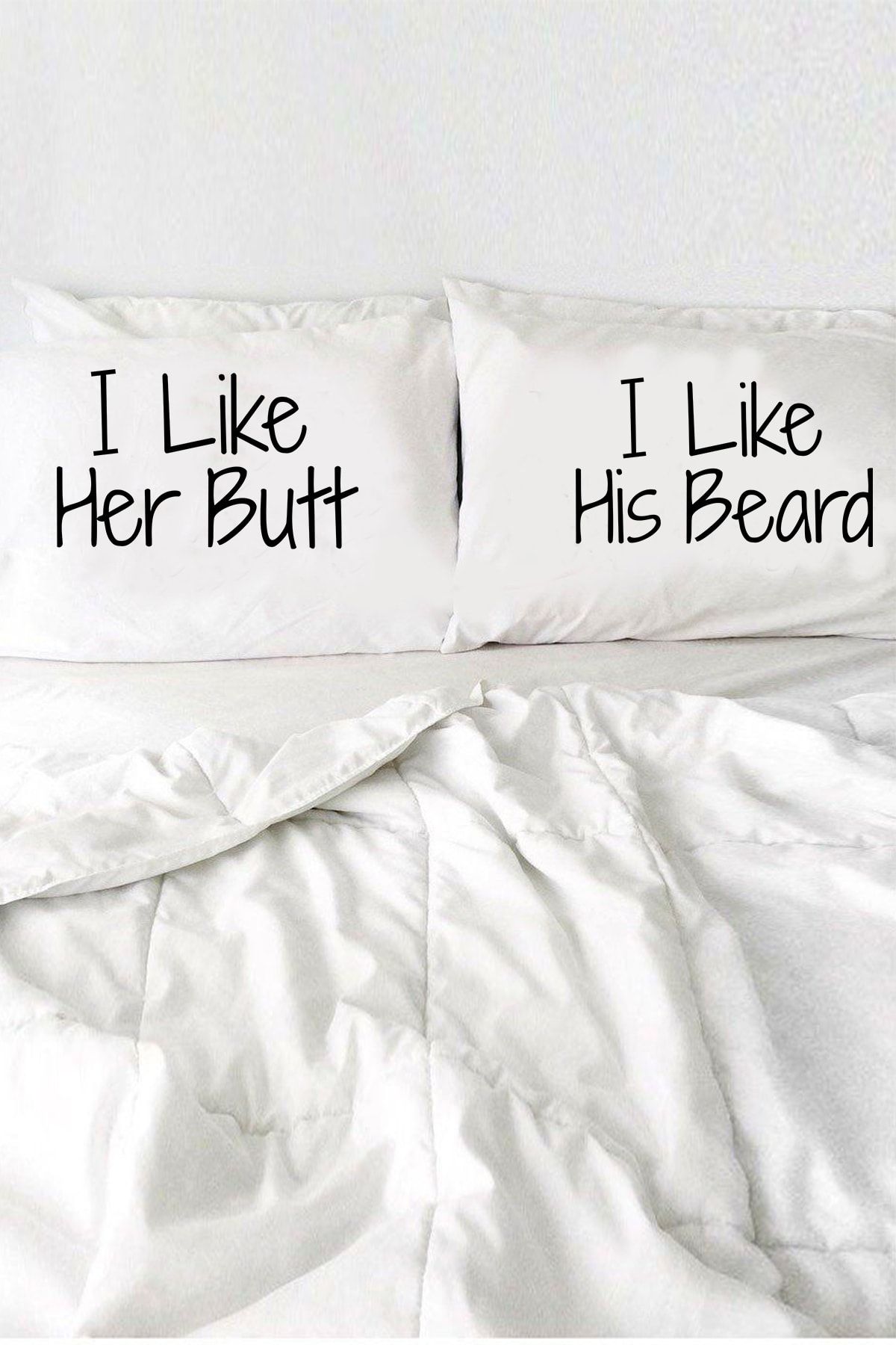 fekarehome Beyaz I Like Her Butt I Like His Beard Yazılı Dekoratif Yastık Kılıfı 50x70 cm