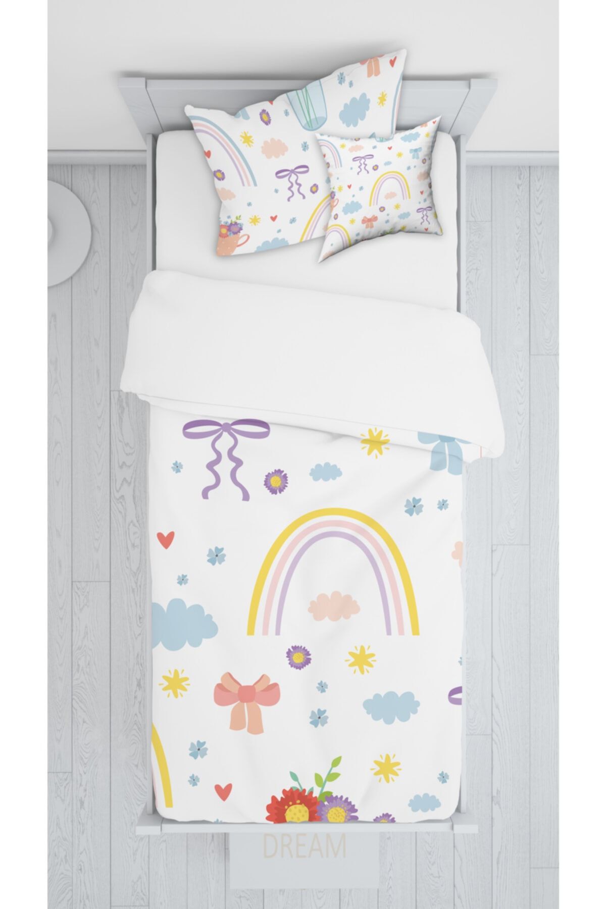 halımarkt E021 Renkli Bulutlu Sadece Yatak Örtüsü 140x220
