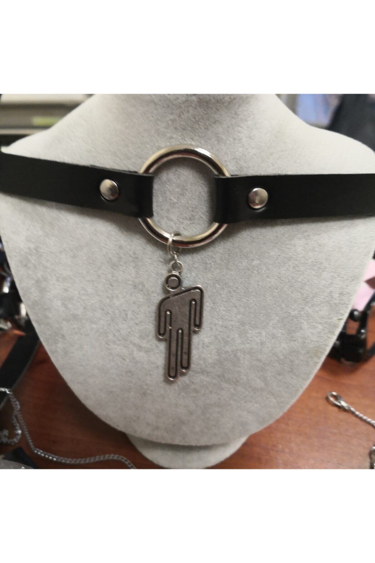 Deneme Zamanı Gümüş Asılmış Adam Figürlü Suni Deri Choker