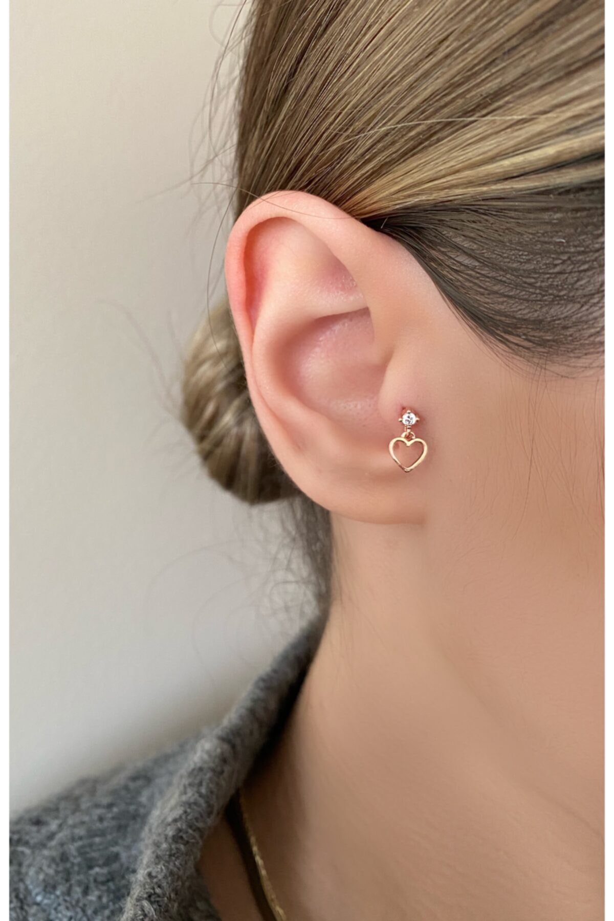 Okkostore Kadın Rose Rengi Cerrahi Çelik Tektaş Ve Sallantılı Kalp Tragus, Piercing, Kıkırdak