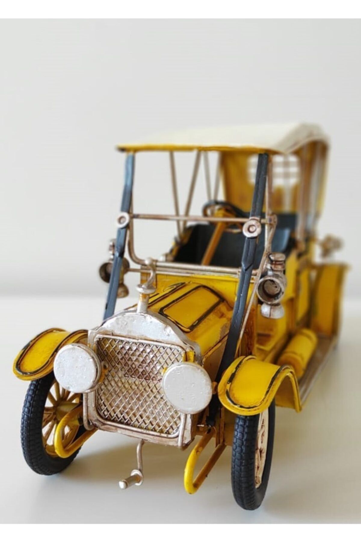 Evedair Dekoratif Nostaljik Vintage Coupe Metal Araba - Sarı 26cm