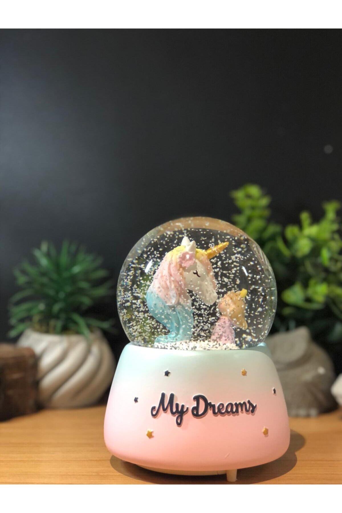 Lapidaria Unicorn Atlı Ve Sevimli Kız Büyük Boy Püskürtmeli Kar Küresi