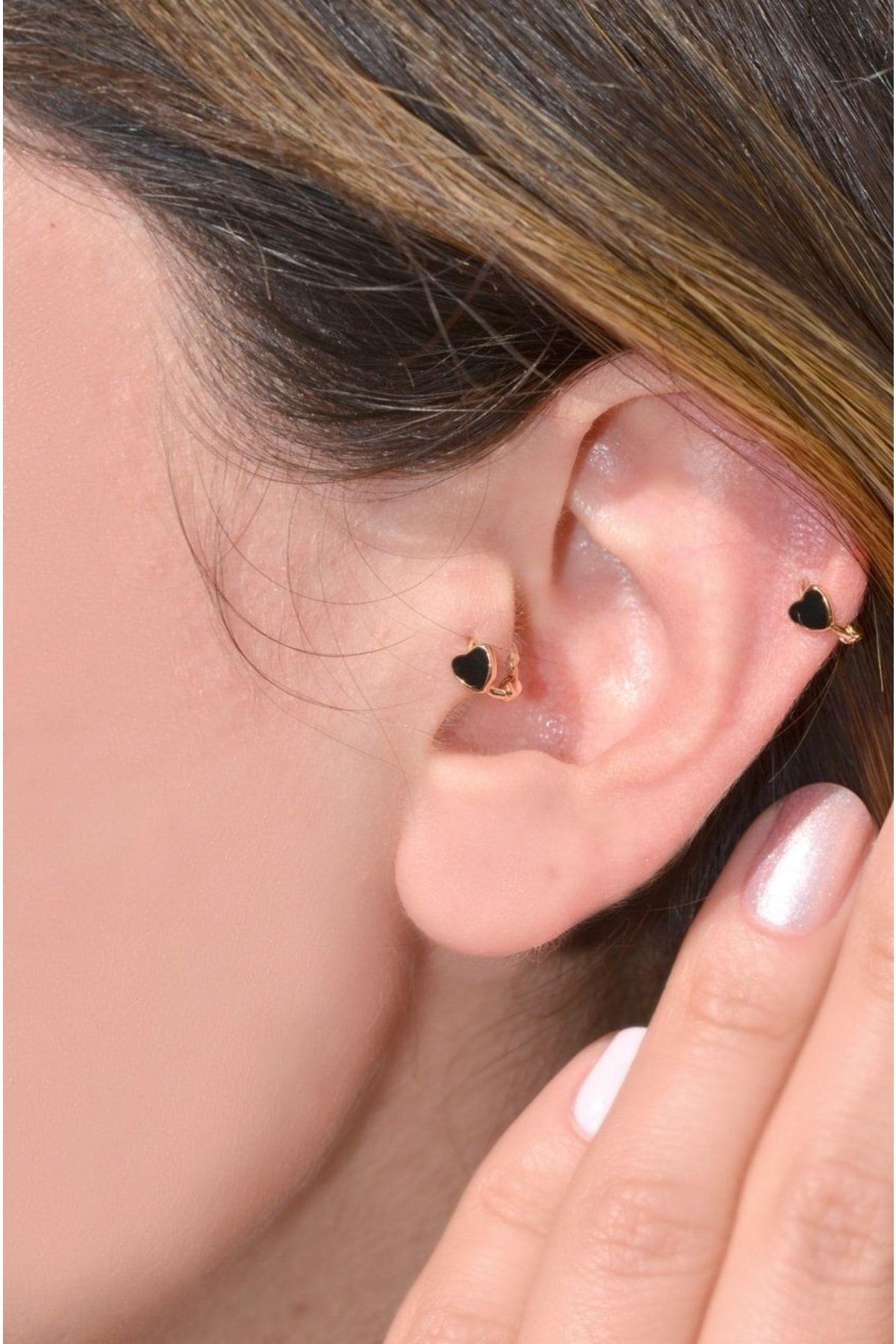 Sacce Scarves Accessories Black Heart Ring Tragus Piercing