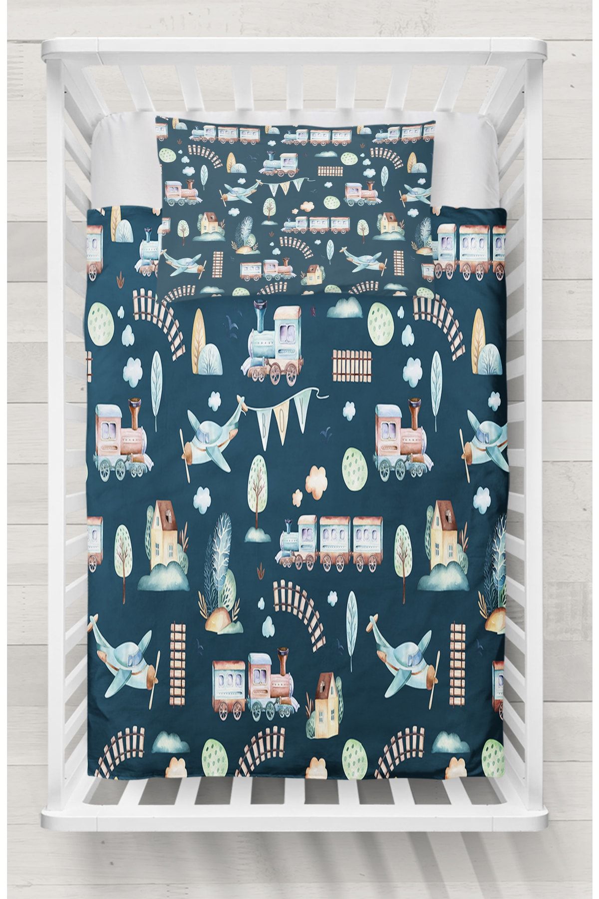 Train crib bedding online set