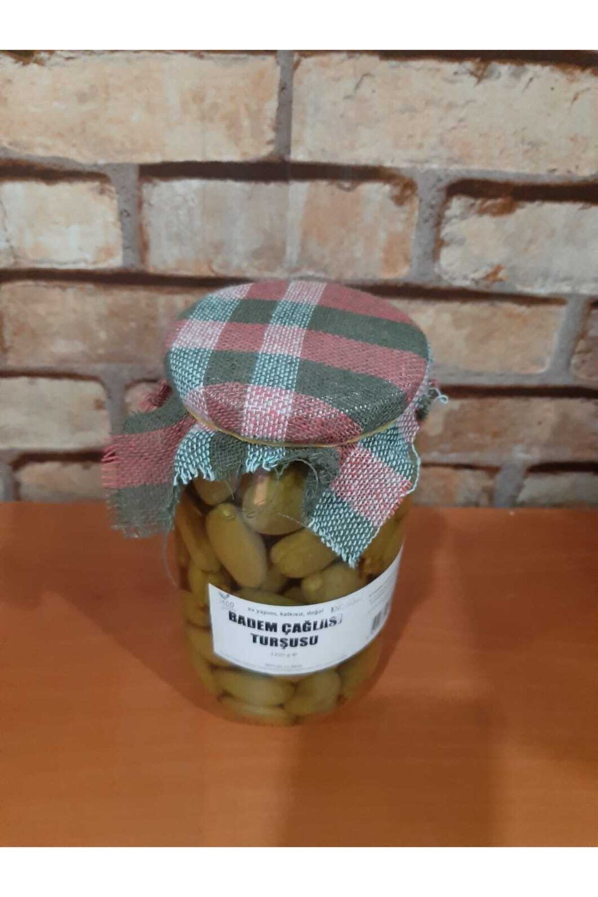 KIVANÇ ŞARKÜTERİ Köy Yapımı Badem Çağlası Turşusu 1200 ml