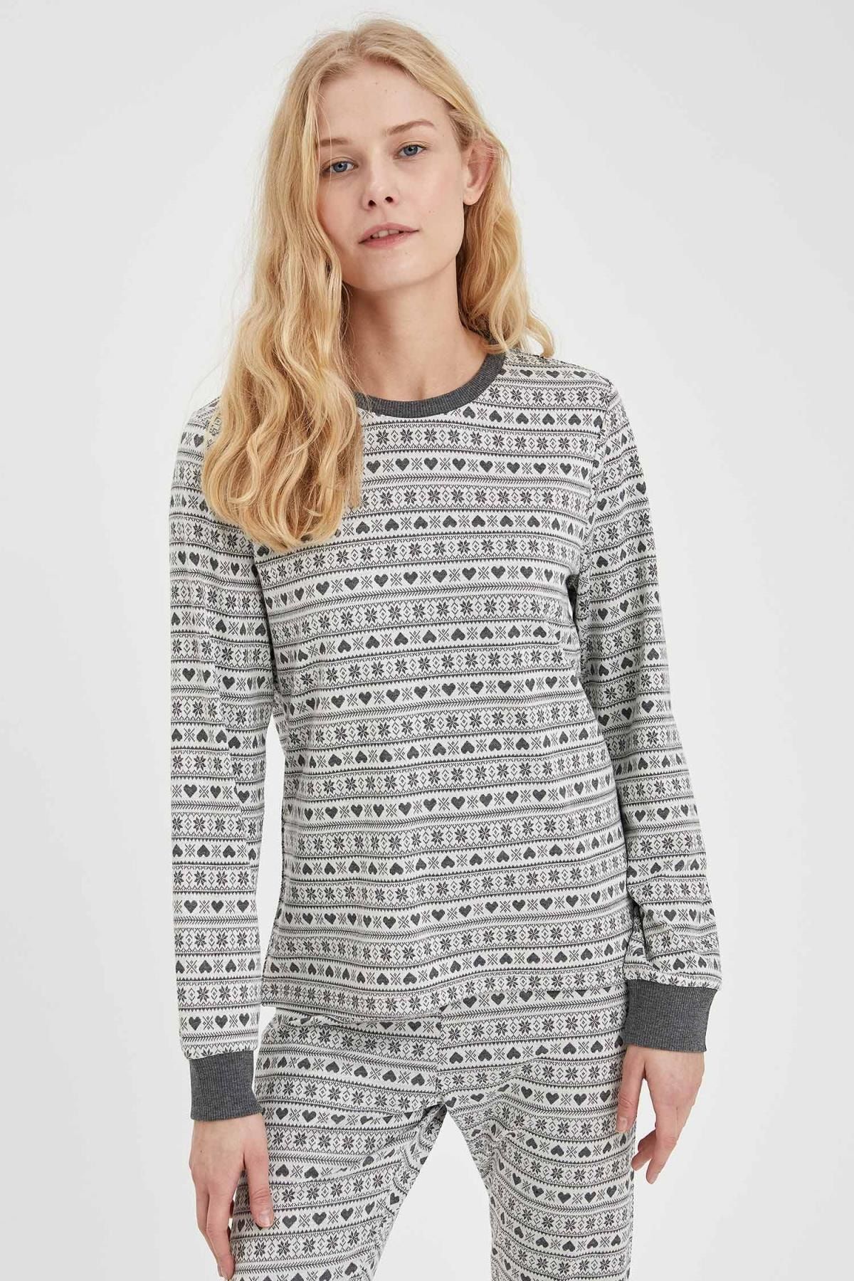 DeFacto Kadın Gri Kalp Desenli Pijama Üstü U2843AZ20CW