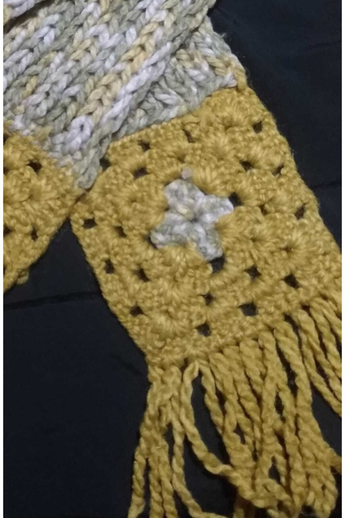 Nişancı Kırtasiye El Örgüsü Motifli Atkı