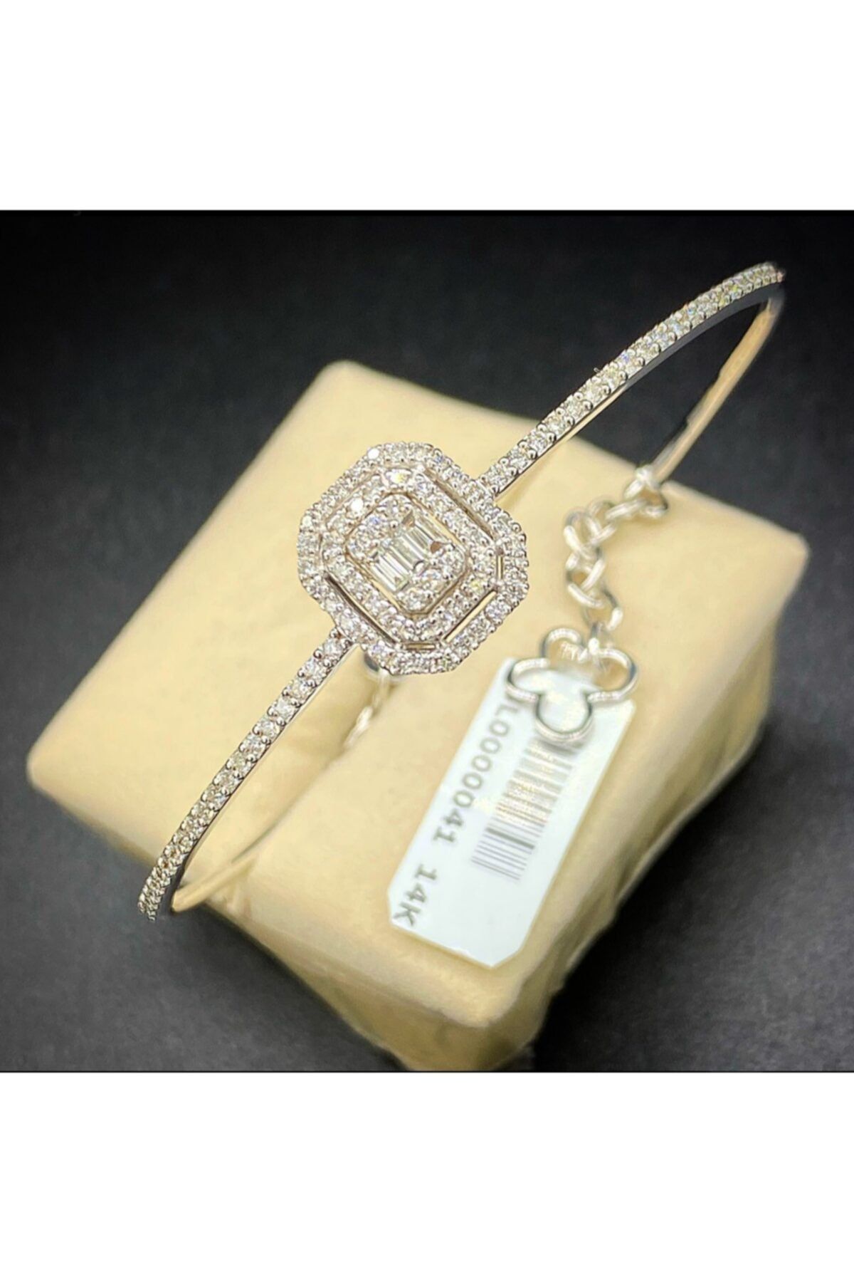 EYÜPSULTAN KUYUMCUSU Pırlanta Baget Taşlı Kelepçe 0.67 ct Aelrt468