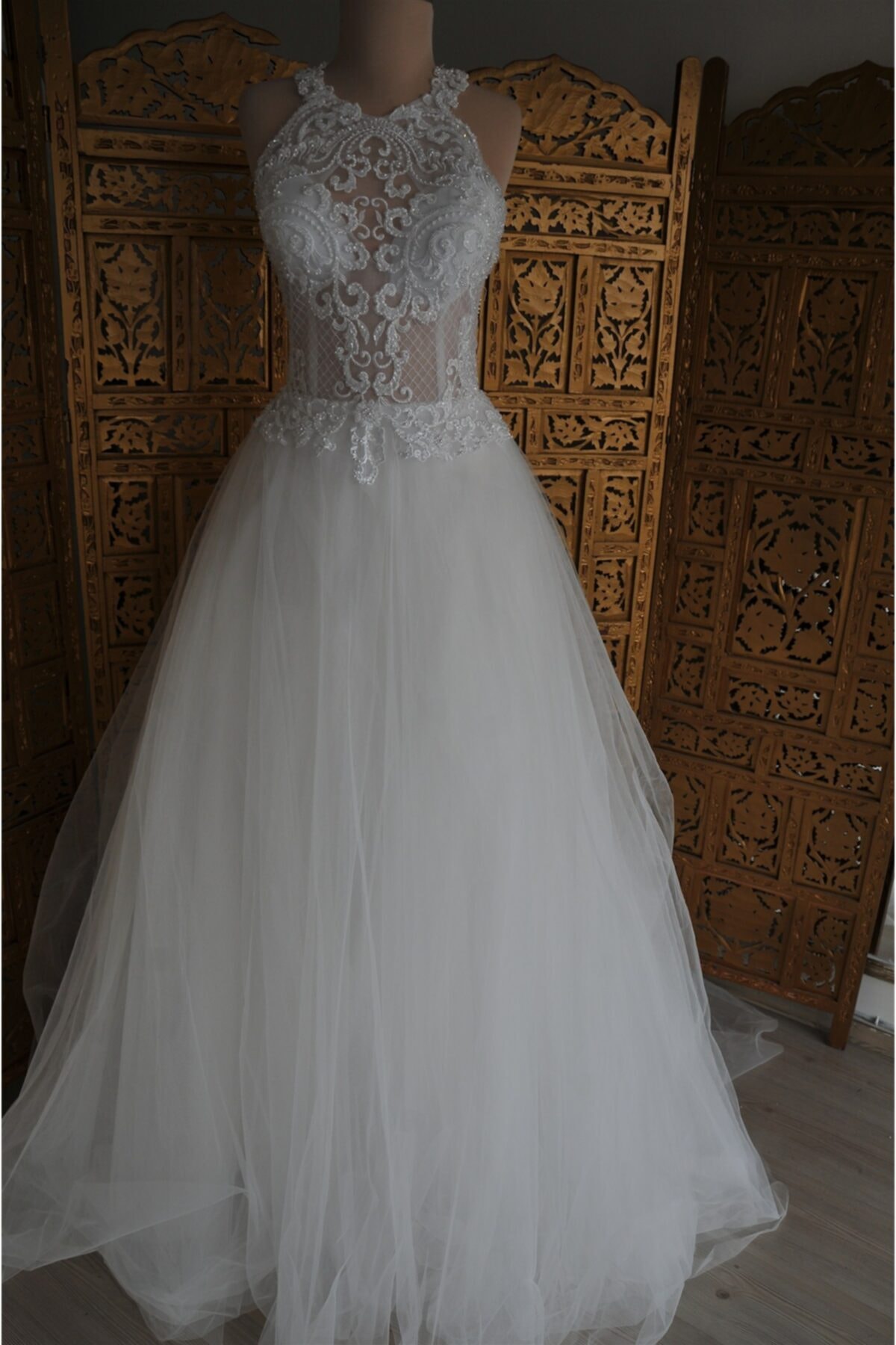 Çağrı Şengül & Serdar Yüzer Moda Harika-boyundan Gelinlik