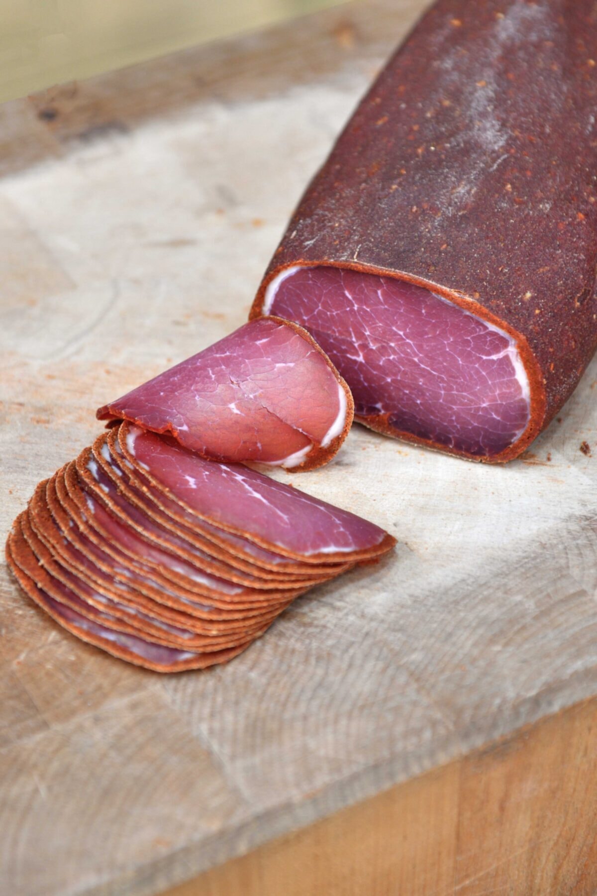 KAYSERİ YÖRESEL REYHAN SUCUKLARI Kayseri Yöresel Reyhan Sırt Pastırma 1kg