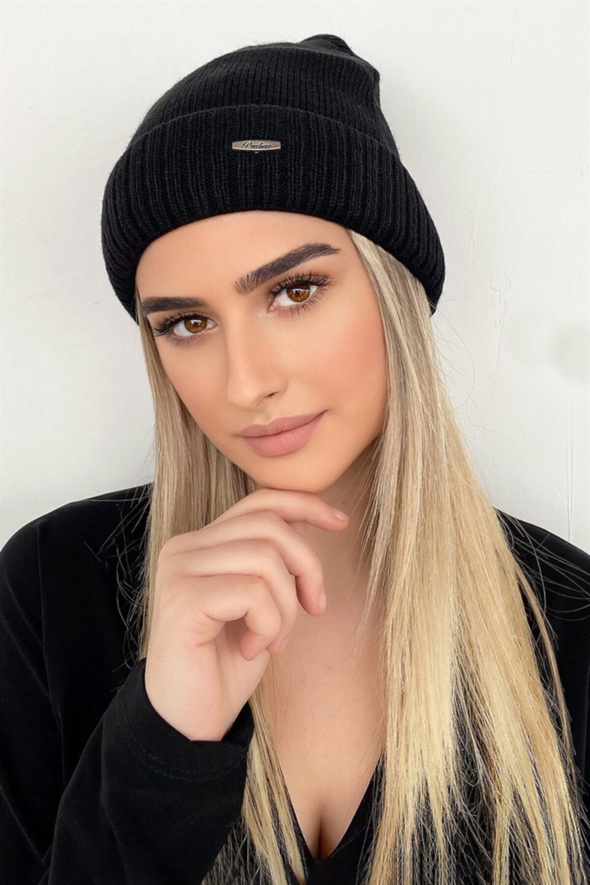 TAKIŞTIR Siyah Renk Unisex Bere