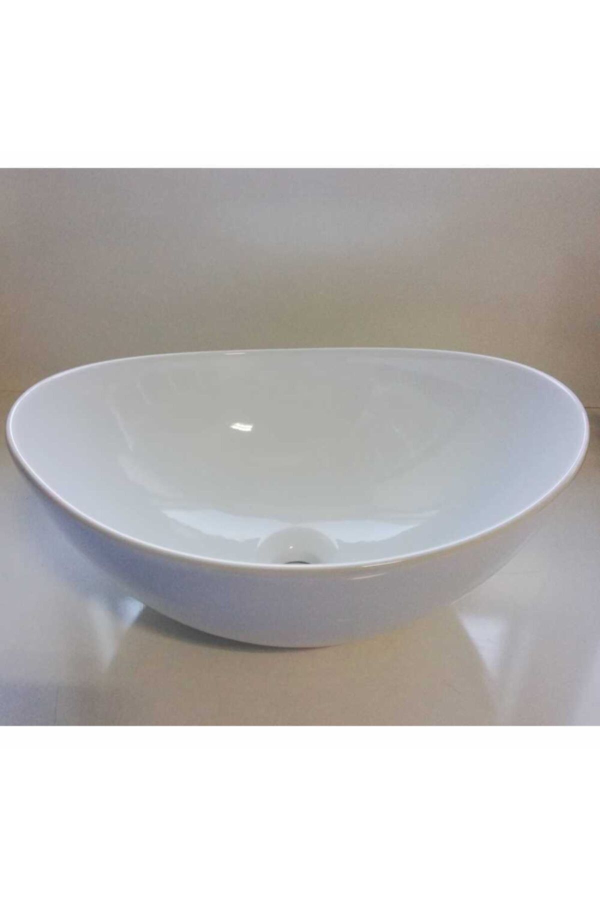 GÜRAL VİT Nova Mobilya Üstü Çanak Lavabo 40,6 X 32,2 Cm