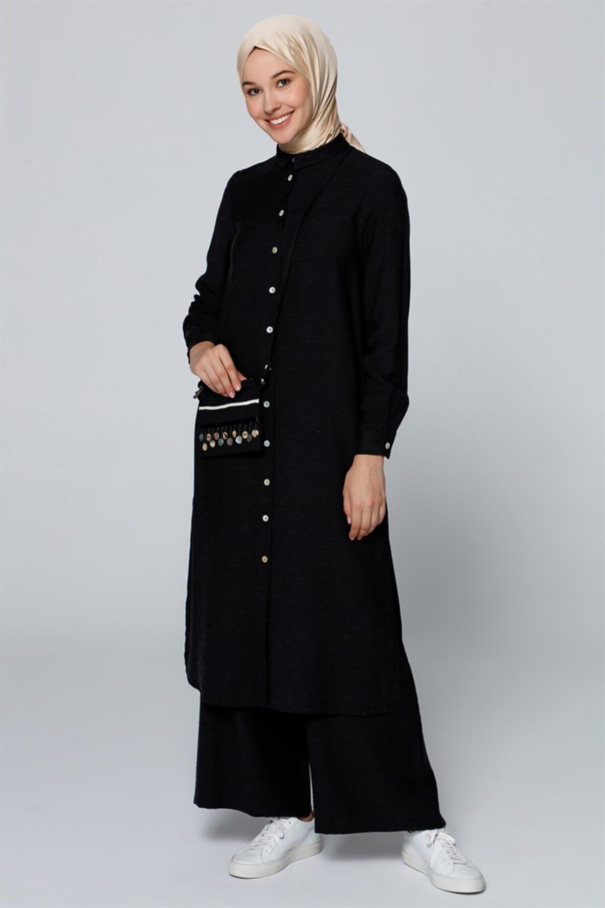 Armine Takım 19ya6700 Siyah