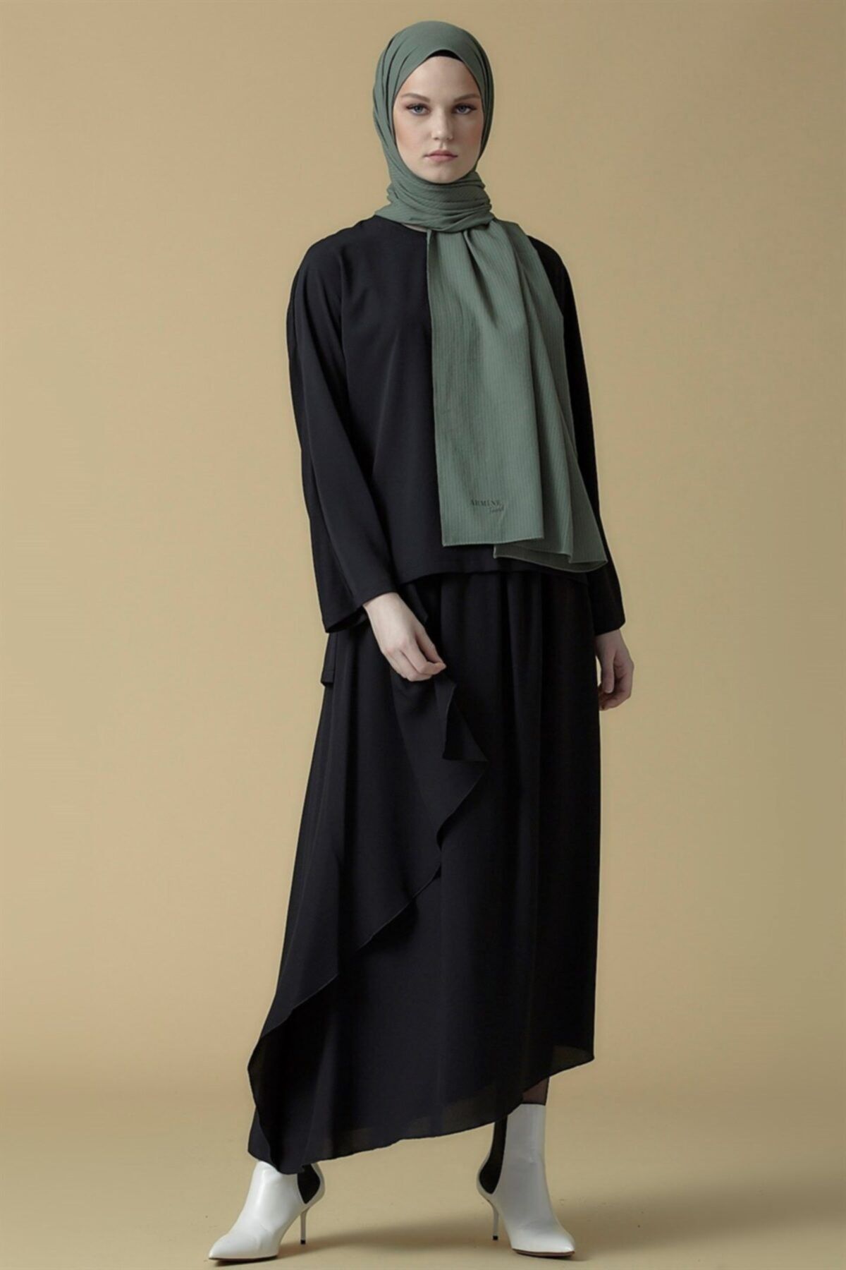 Armine Takım 19ka6801 Siyah