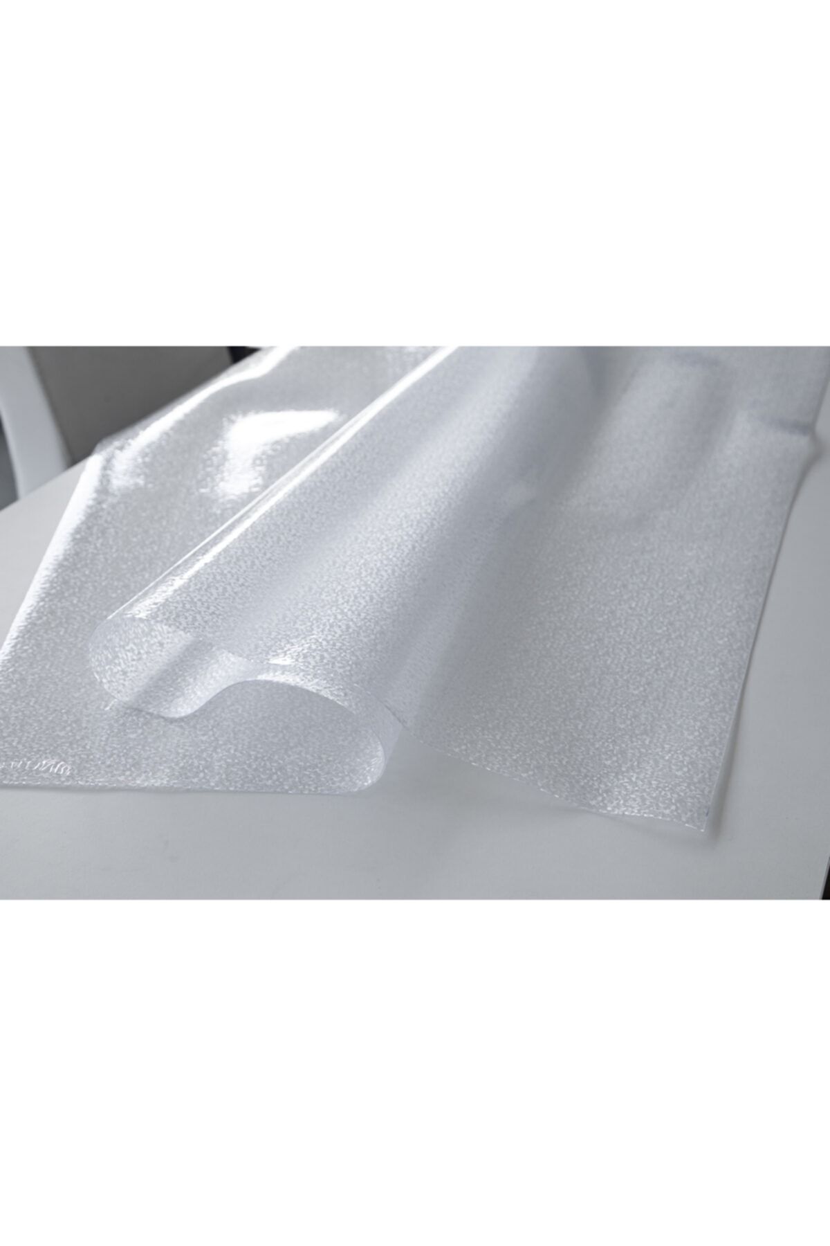 alloro desenli kalin seffaf pvc masa ortusu cm 1 2ml kalinliginda 100cm eninde 100cm boyunda fiyati yorumlari trendyol