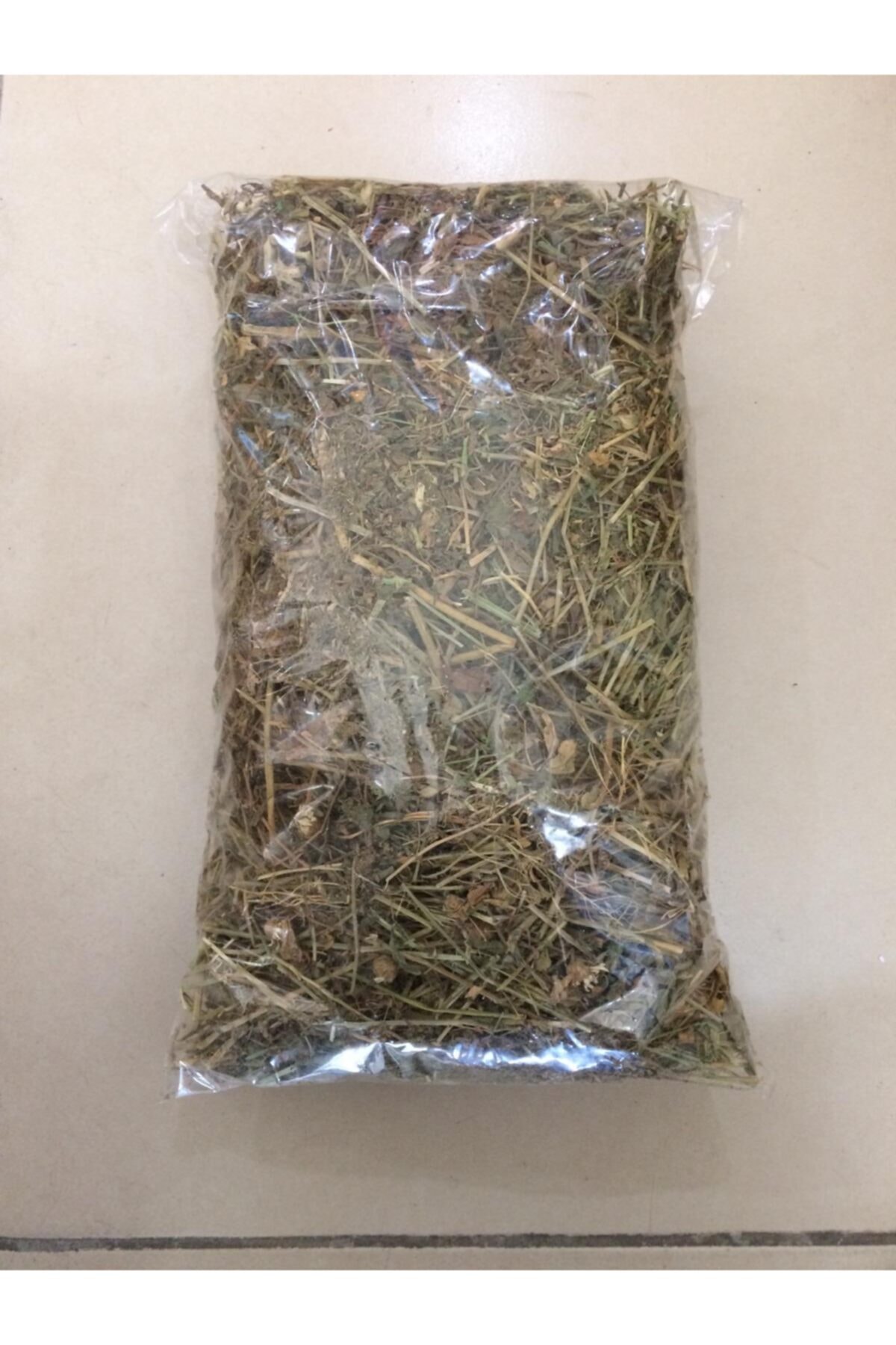 Badem Akvaryum Kuru Yonca Hamster Tavşan Ginepik Yemi  300 gr