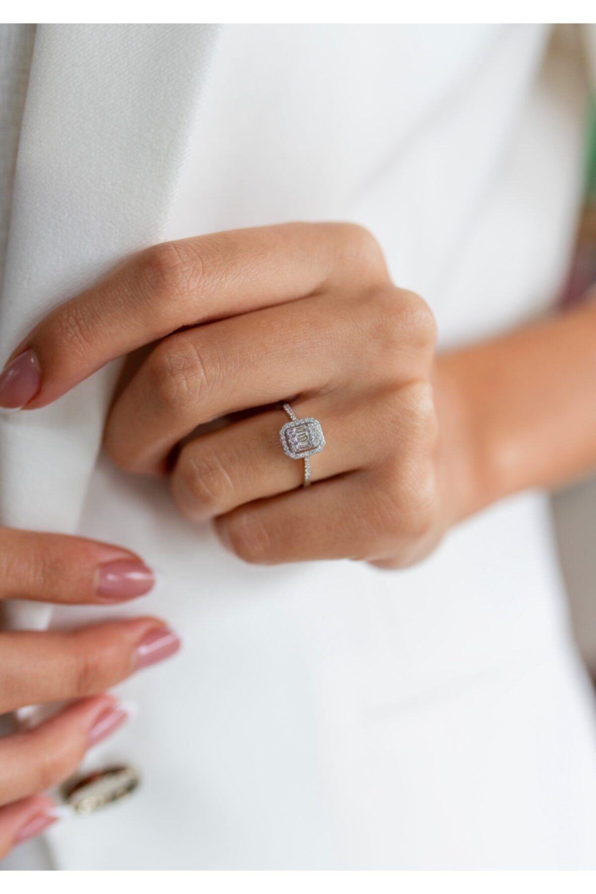 IMPERIA ACCESSORIES Pırlanta Baget Yüzük 0.40 Carat