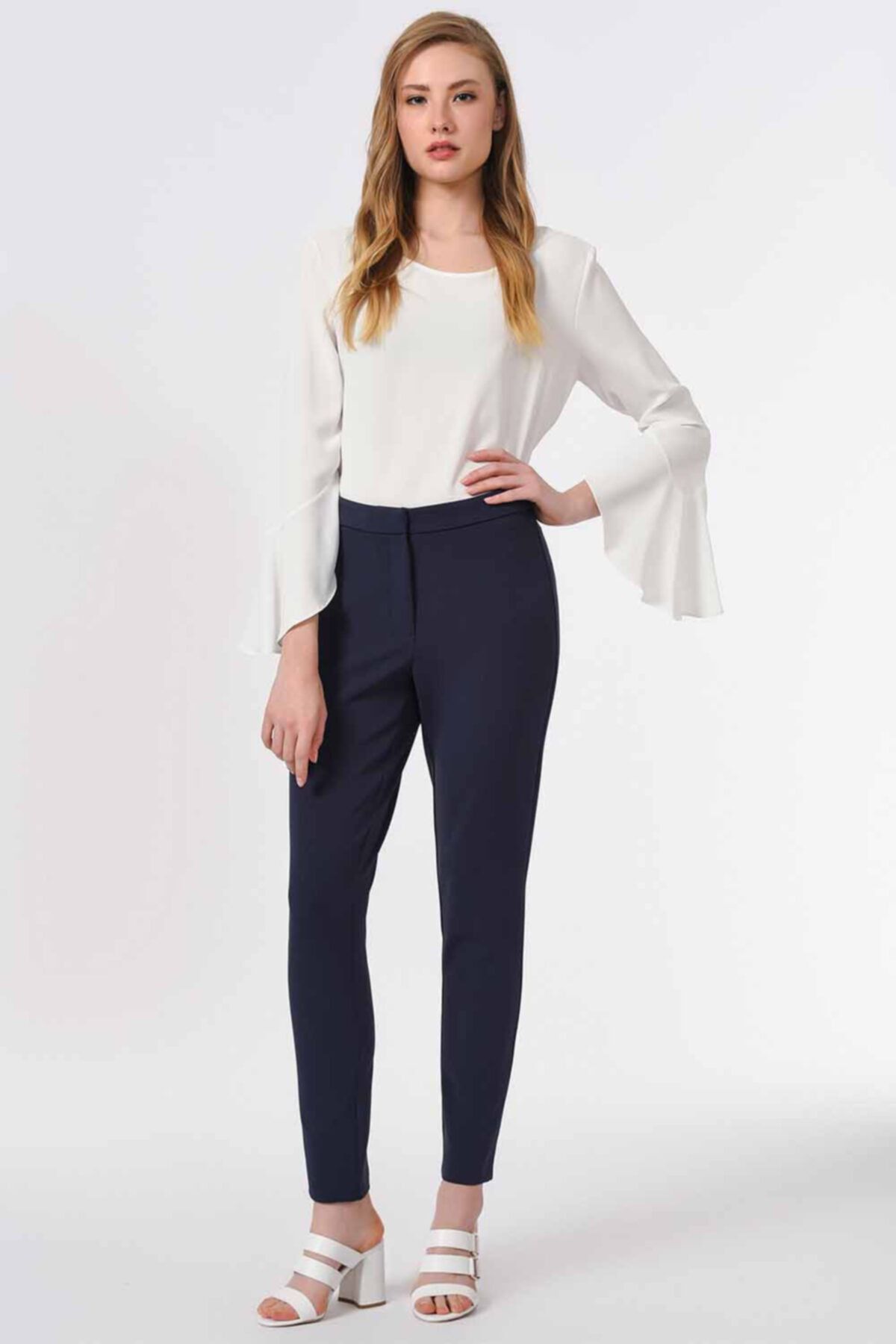 Mizalle Basic Dar Paça Pantolon (Lacivert)