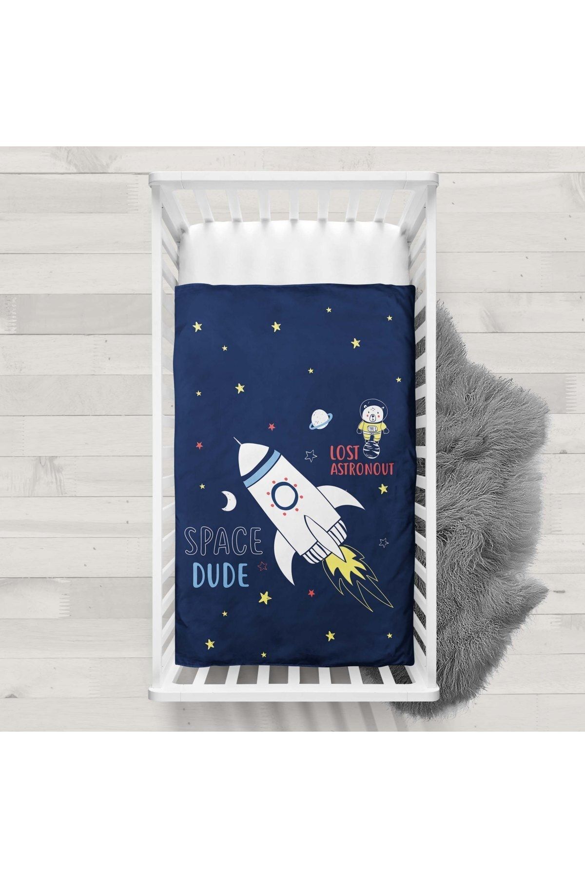decoars Lost Astronout Figürlü Yatak Örtüsü