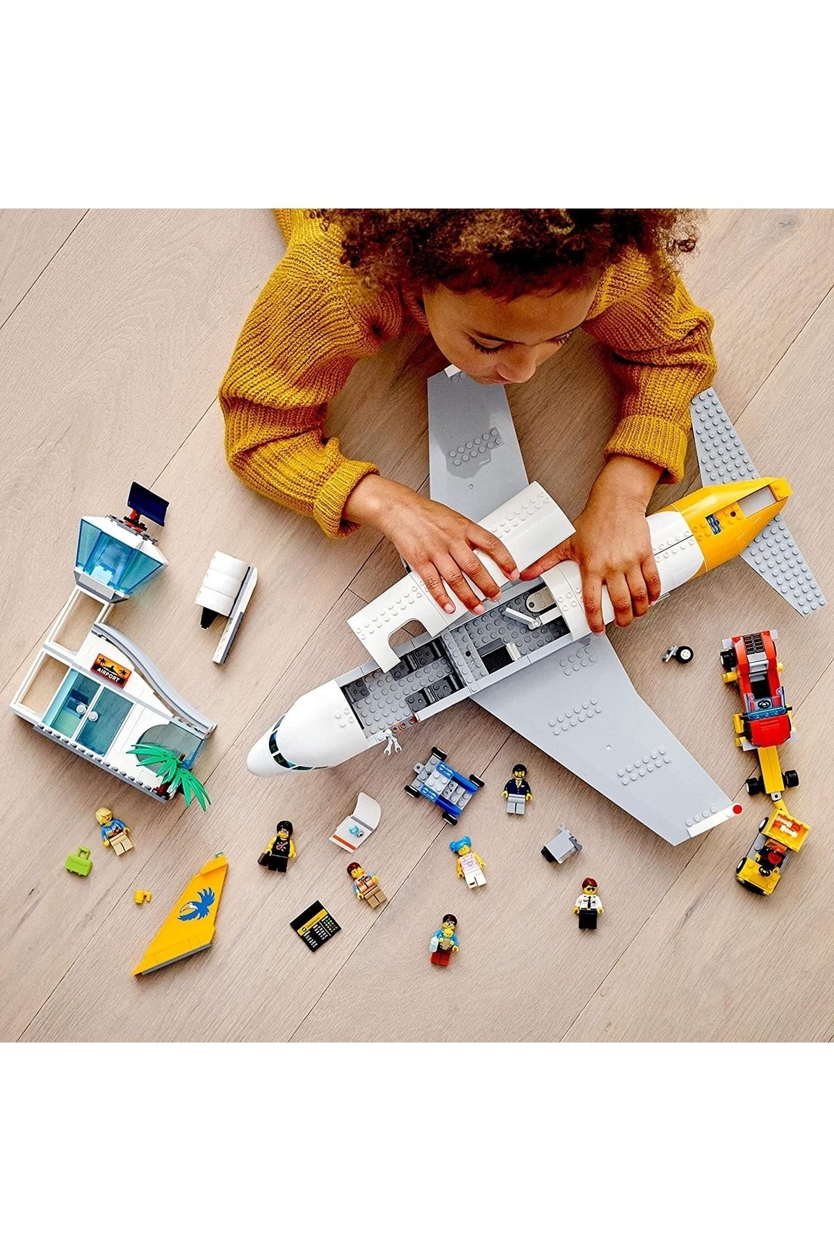City Yolcu Uçağı 60262 Yapım Oyuncağı, Çocuklar için Güzel bir Yapım Oyuncağı (669 Parça)