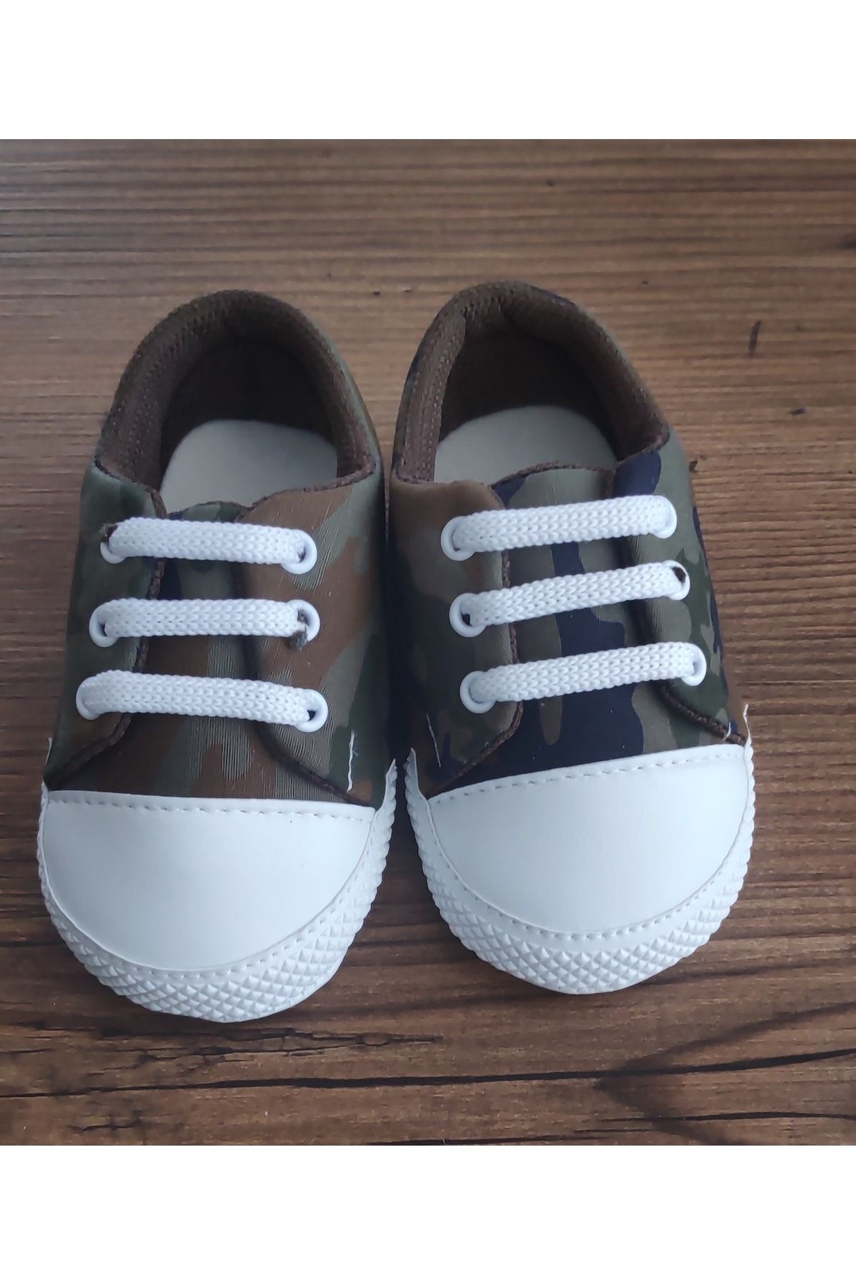 Converse baby shop walking shoes